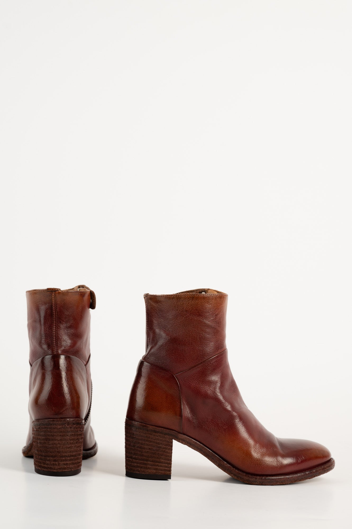Ankle Boot Sarah | Red Fade Buffalo Leather