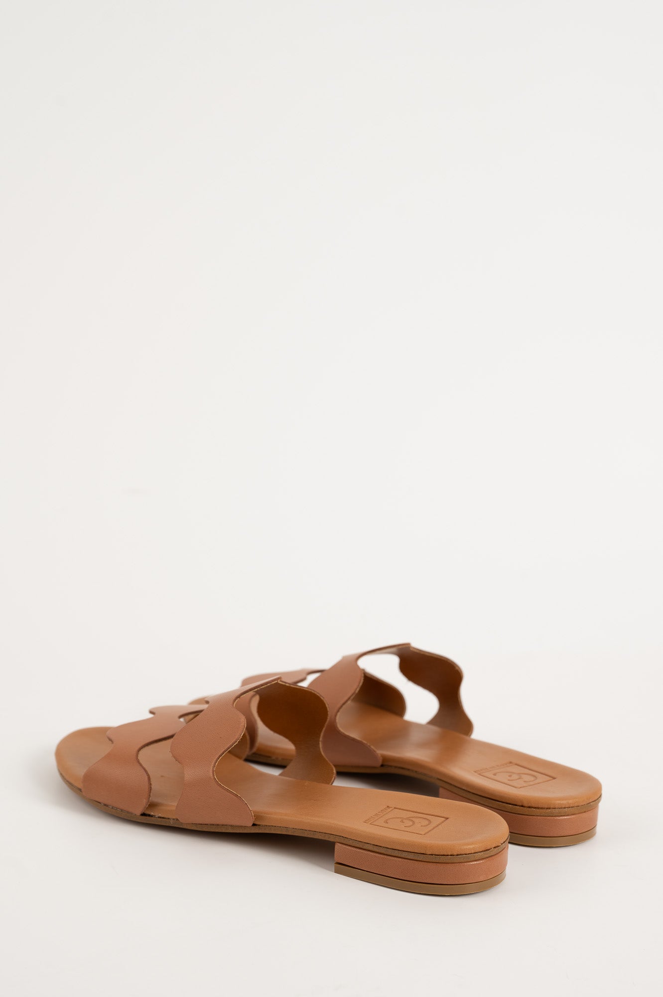 Flat Sandal Wave | Light Brown Calf Leather