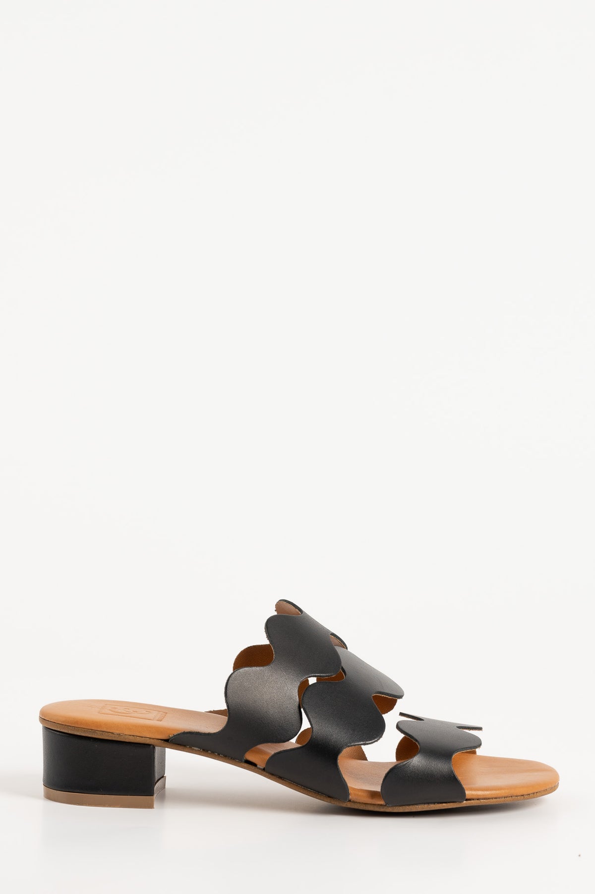 Heeled Sandal Wave | Black Calf Leather
