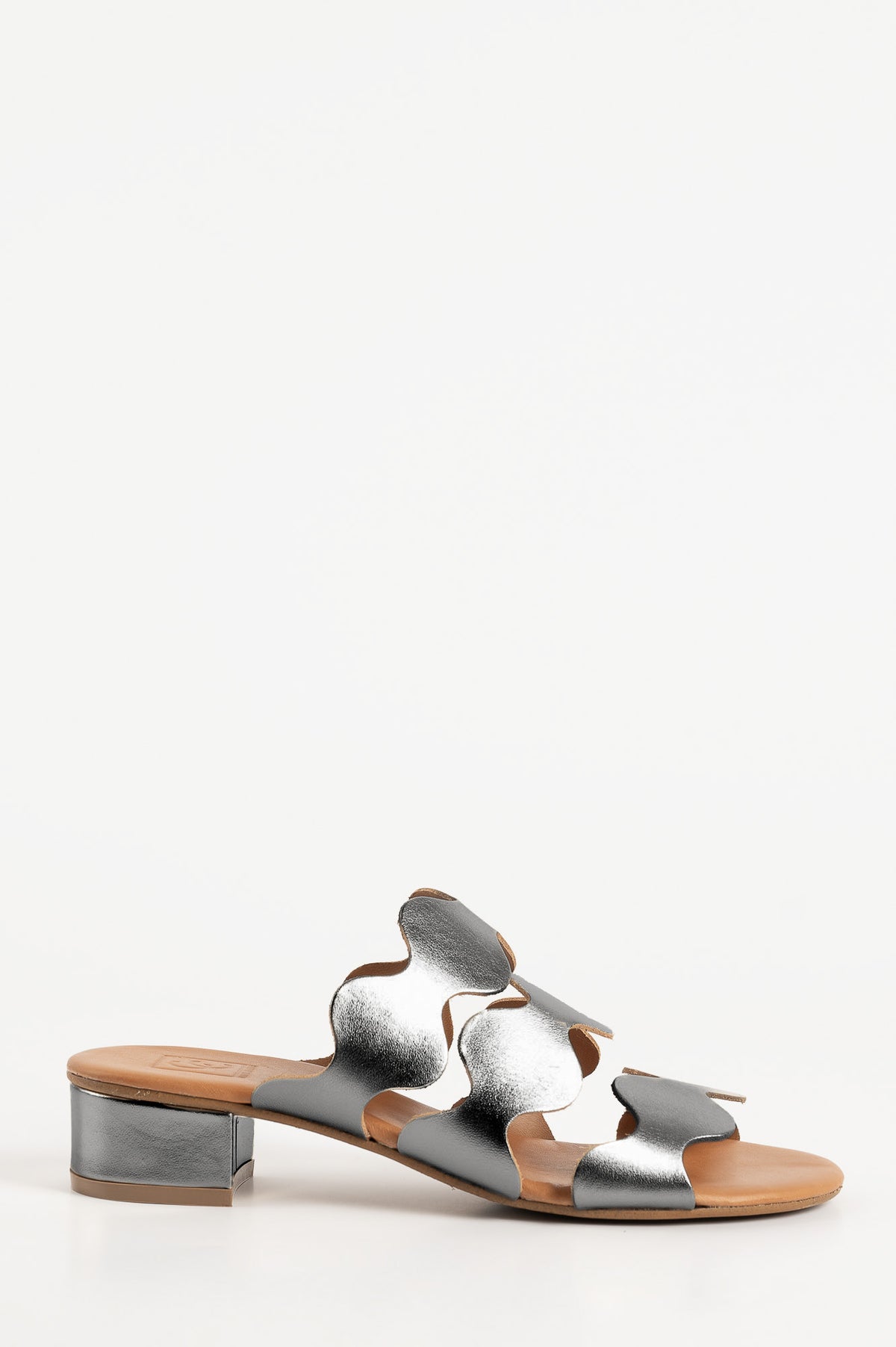 Heeled Sandal Wave | Dark Silver Calf Leather