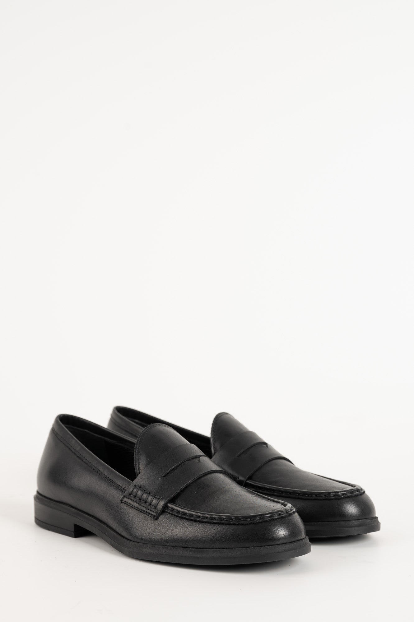Penny Loafer Saga | Black Calf Leather