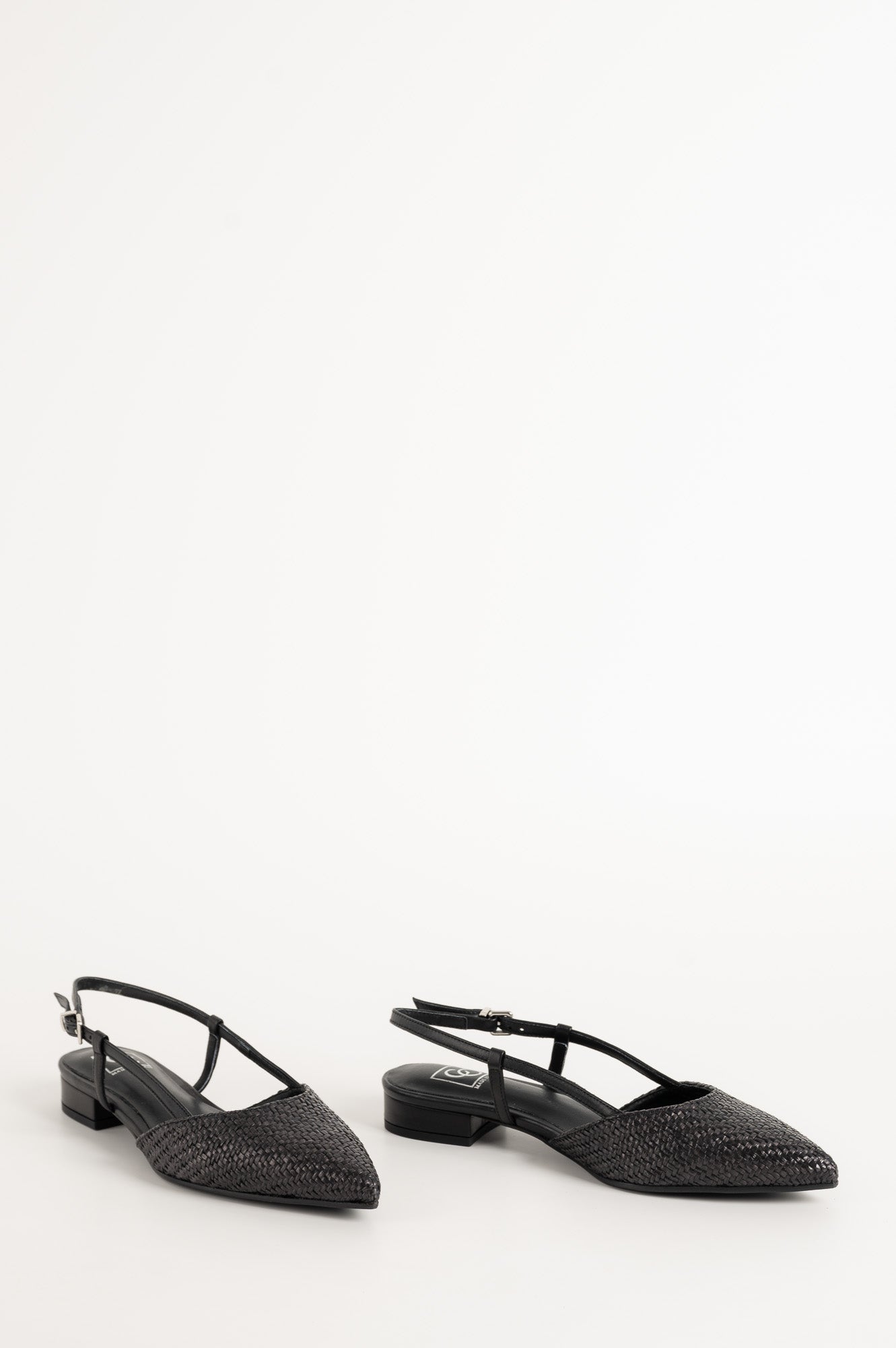 Slingback Flat Julia 264 | Black Raffia