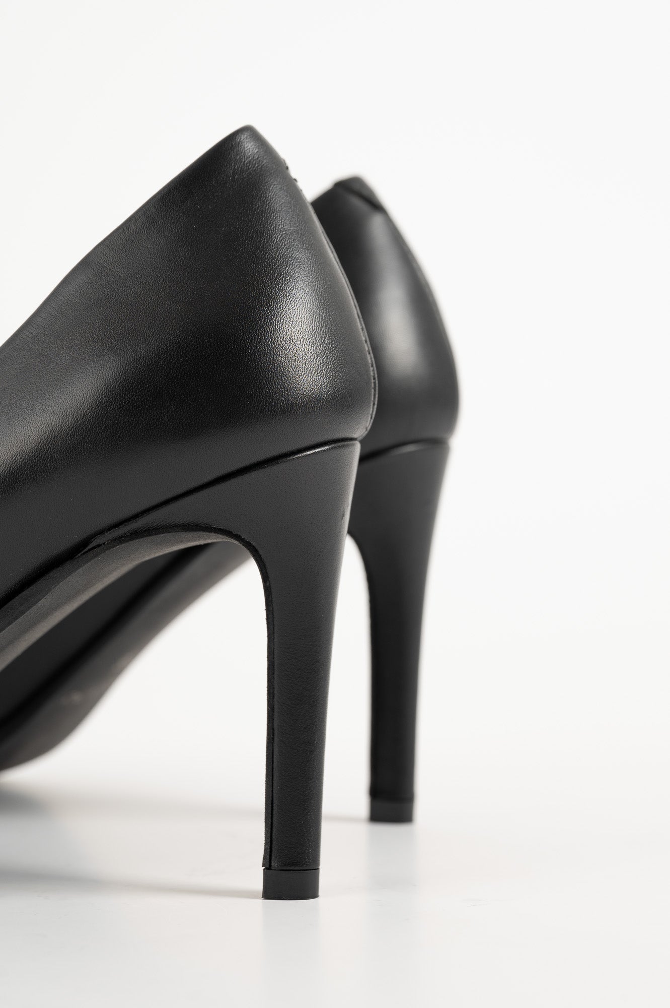 Pump Mia 8cm | Black Nappa Leather