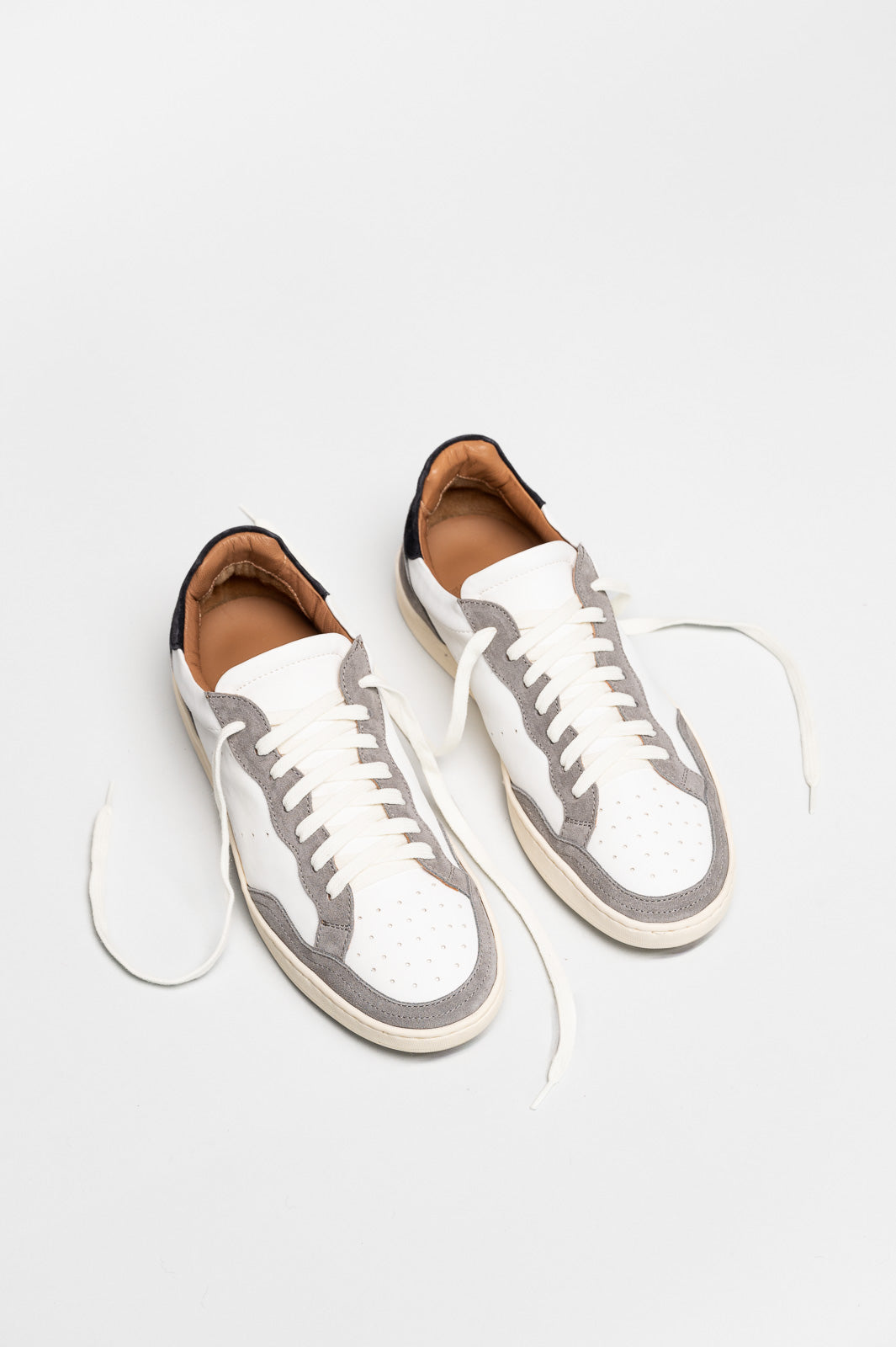 Men's Low-Top Sneaker | White-Grey Vintage Suede
