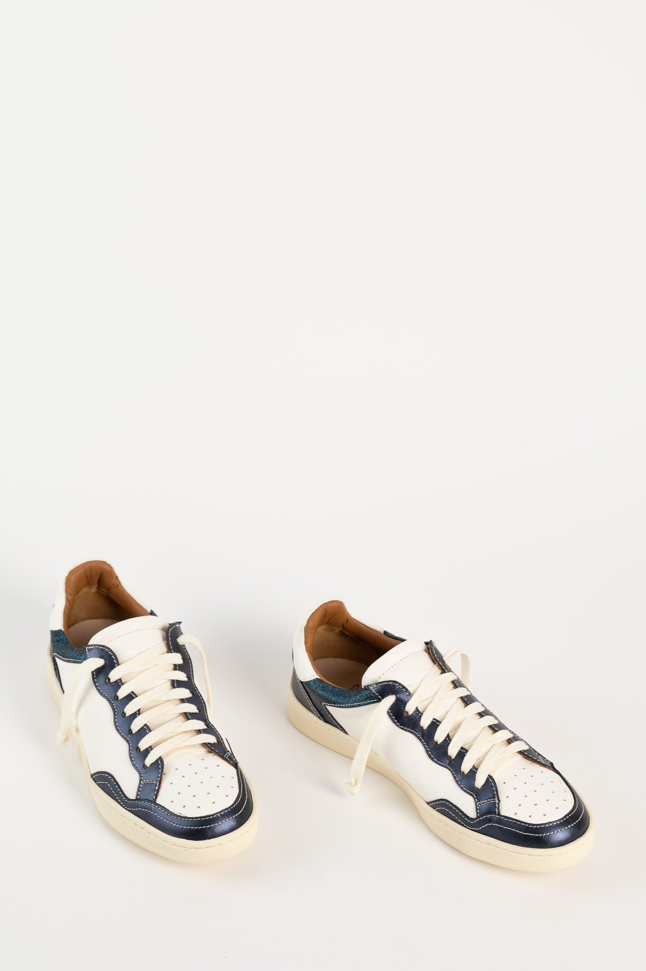 Low-top Sneaker Rebecca | Deep Blue Metallic Leather
