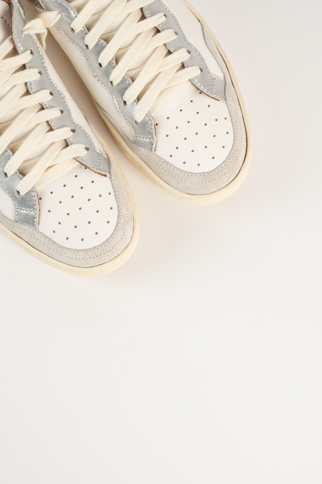 Low-top Sneaker Chiara | White Silver Leather