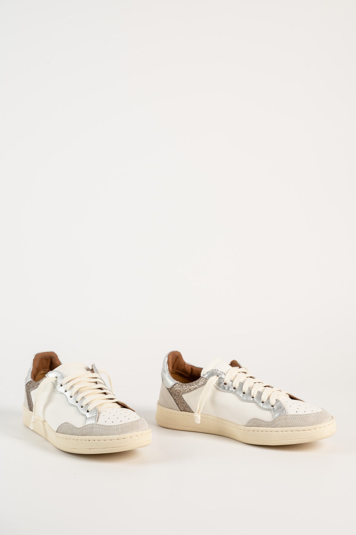 Low-top Sneaker Chiara | White Silver Leather