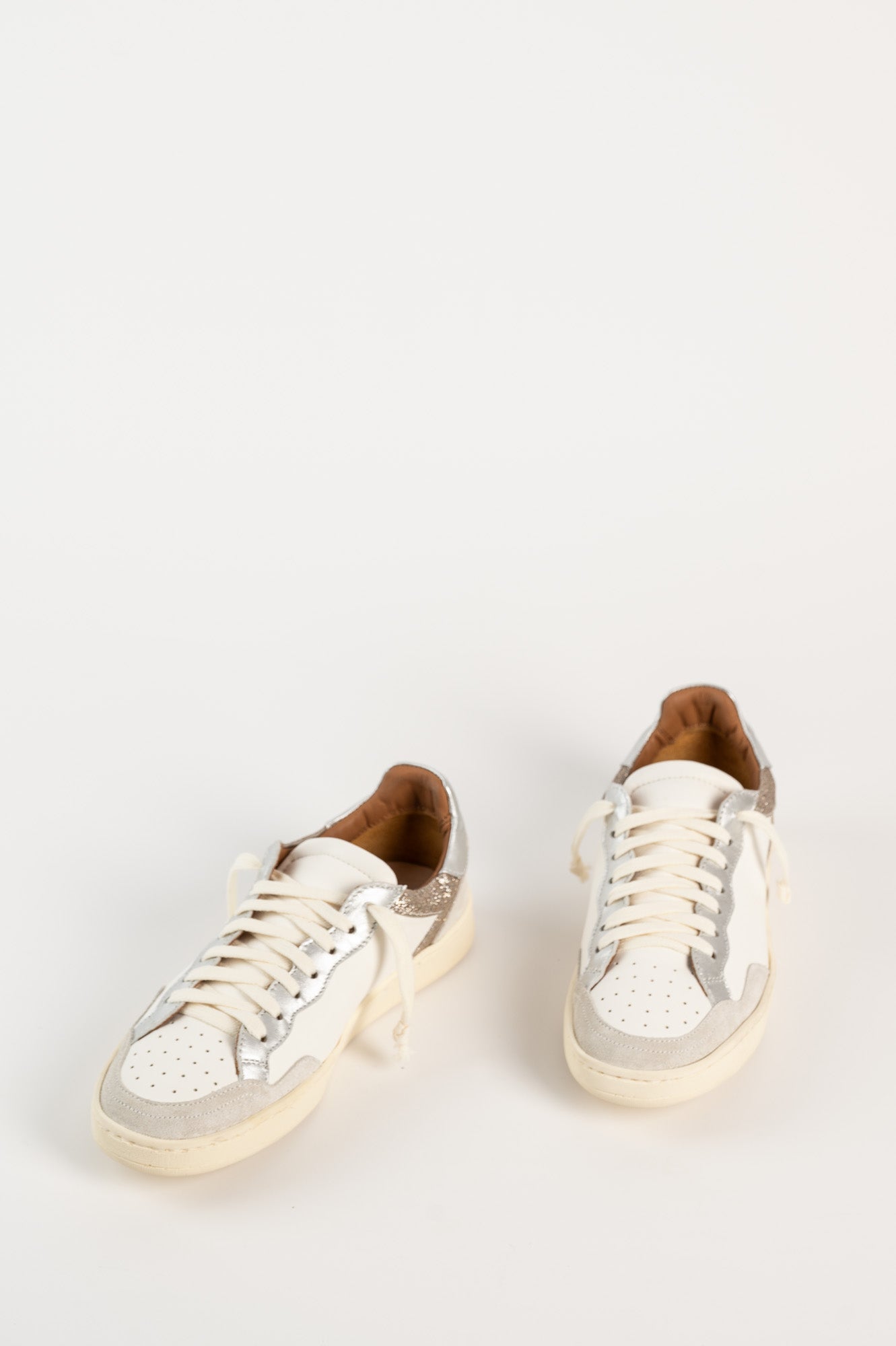 Low-top Sneaker Chiara | White Silver Leather