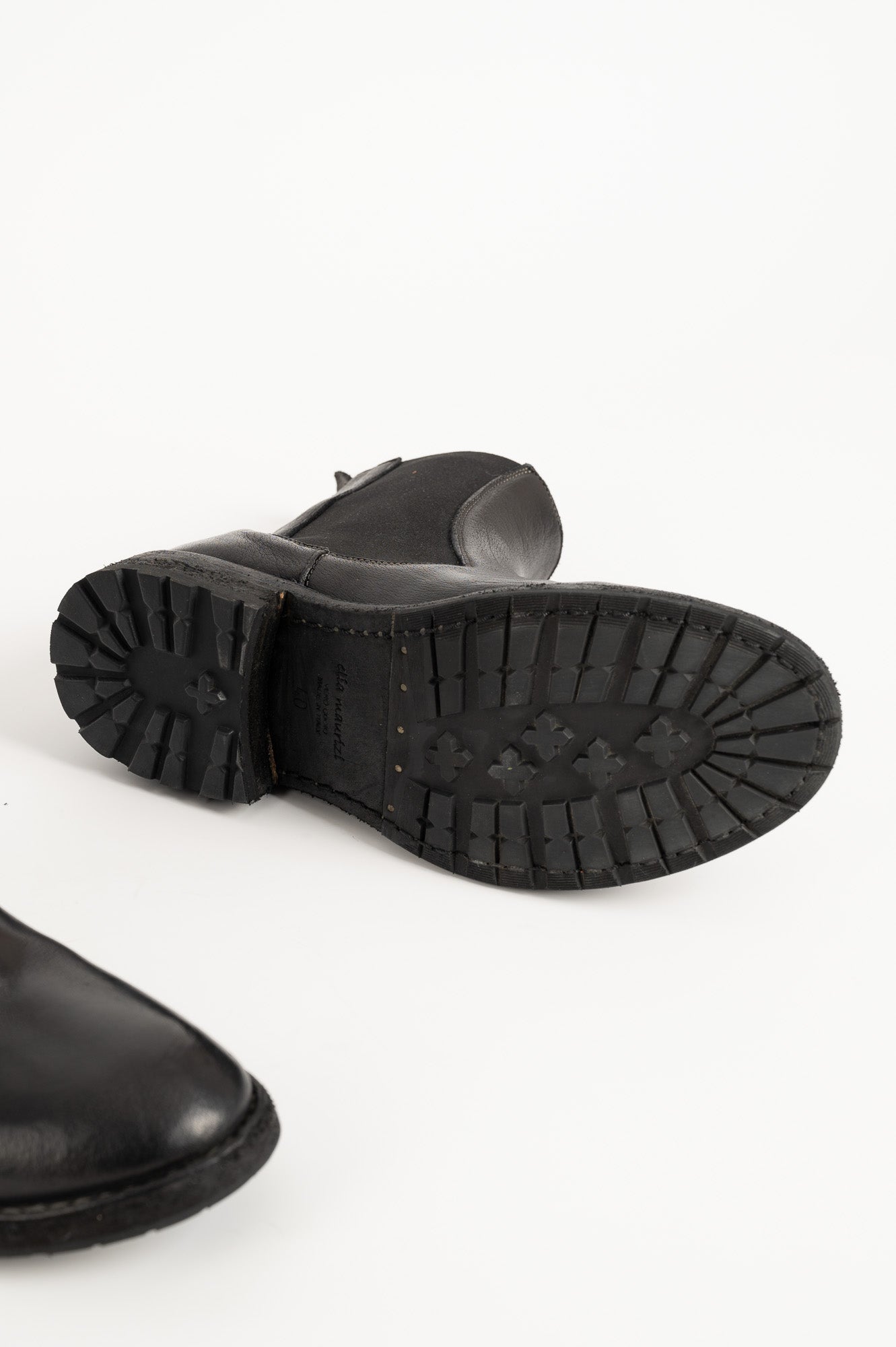 Men's Chelsea Boot | Black Washed Buffalo