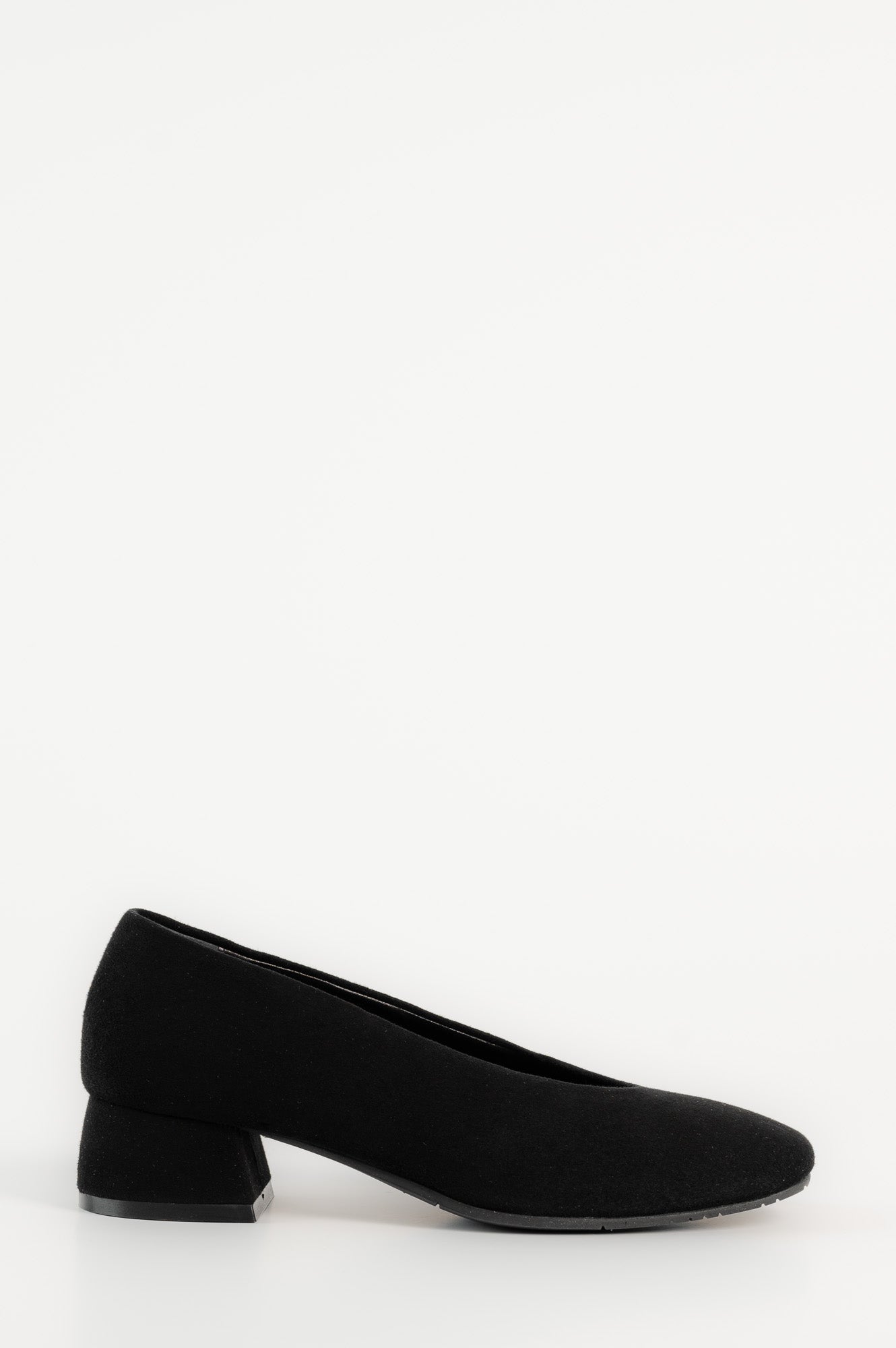 Rounded Pump Elmina | Black Suede