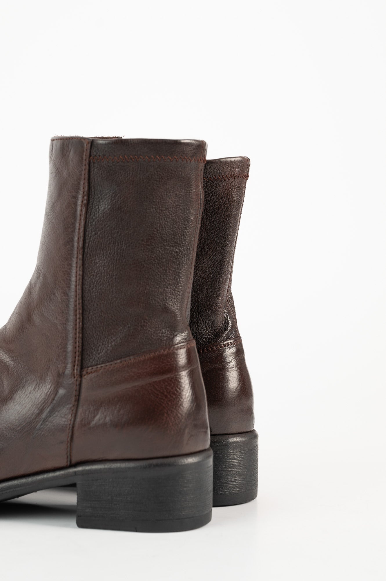 Zipper Boot Lis | Brown Washed Buffalo Leather