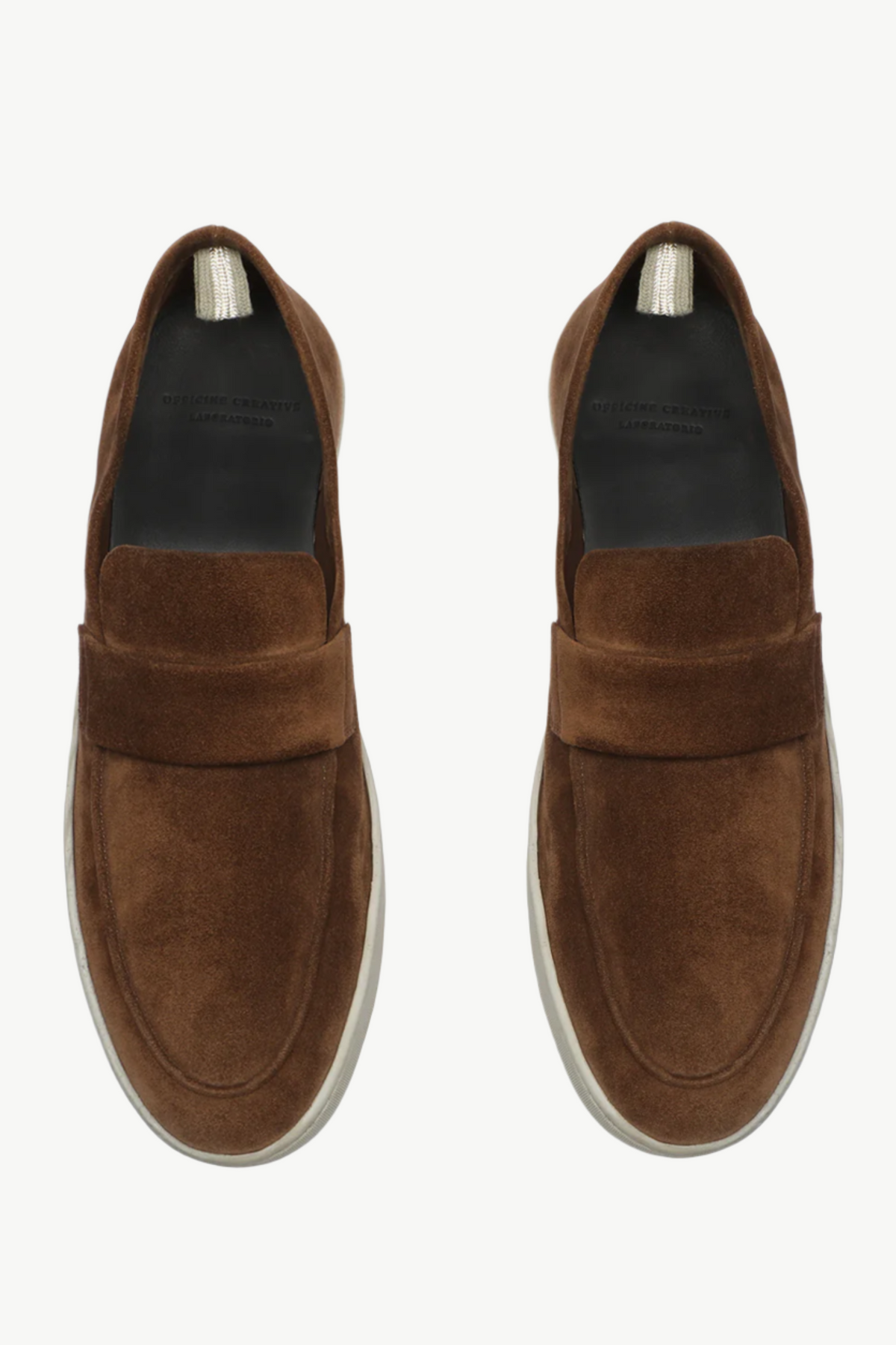 Italiian mens suede loafers made Italy. Butik i Stockholm Östermalm Handgjorda herrskor från Italien.