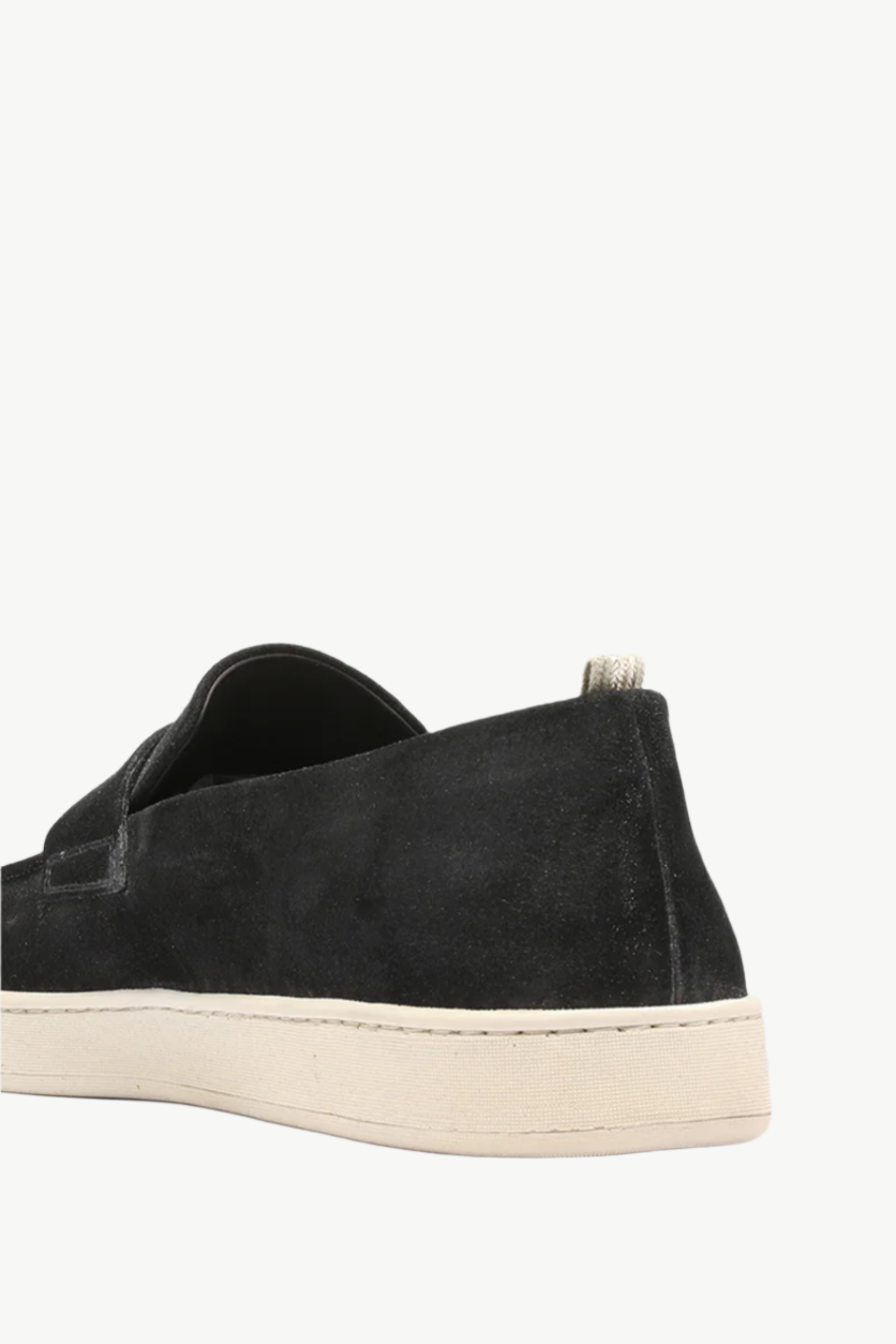 Italiian mens suede loafers made Italy. Butik i Stockholm Östermalm Handgjorda herrskor från Italien.