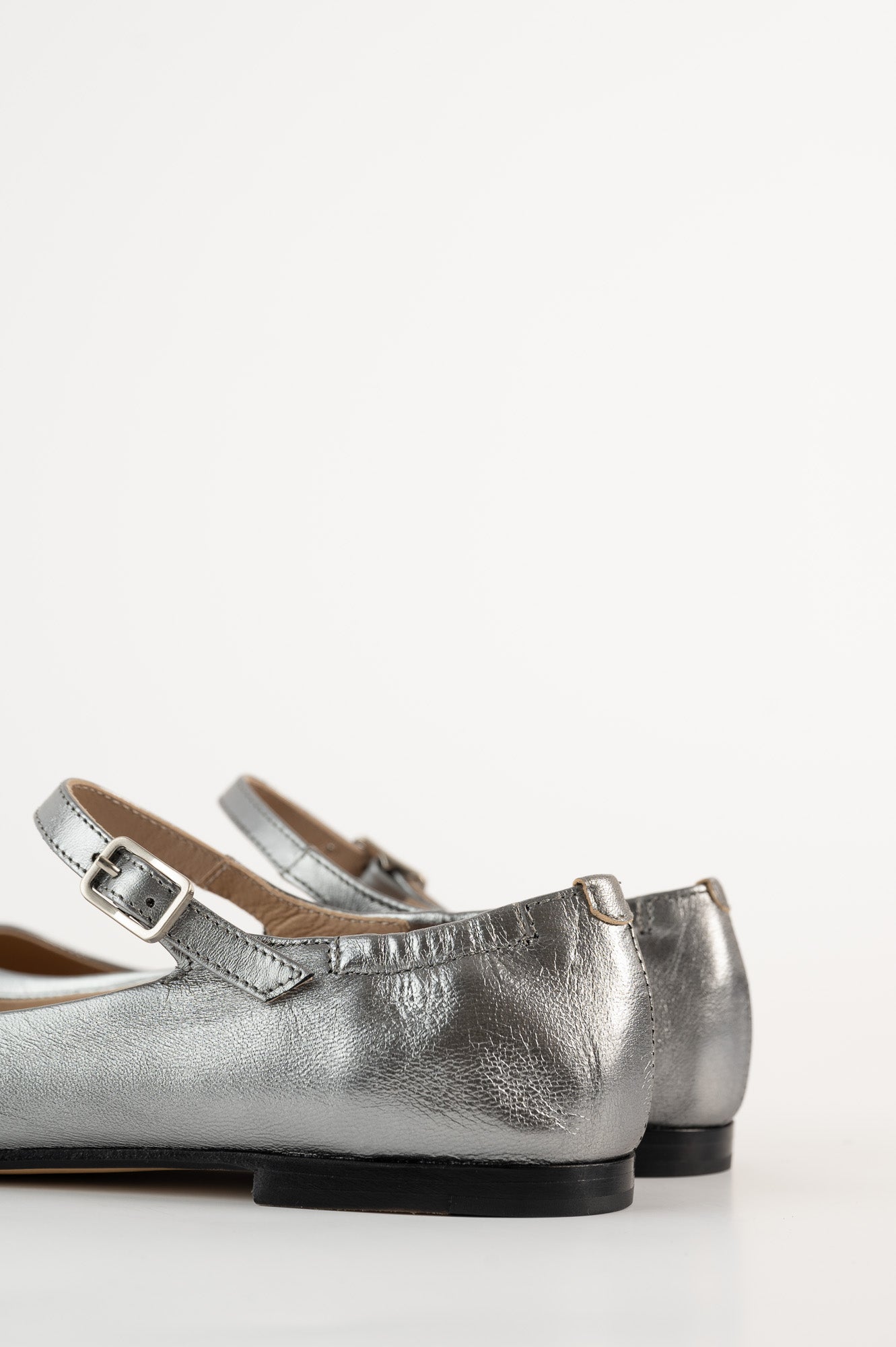 Mary Jane Flat Ingrid | Silver Nappa Leather
