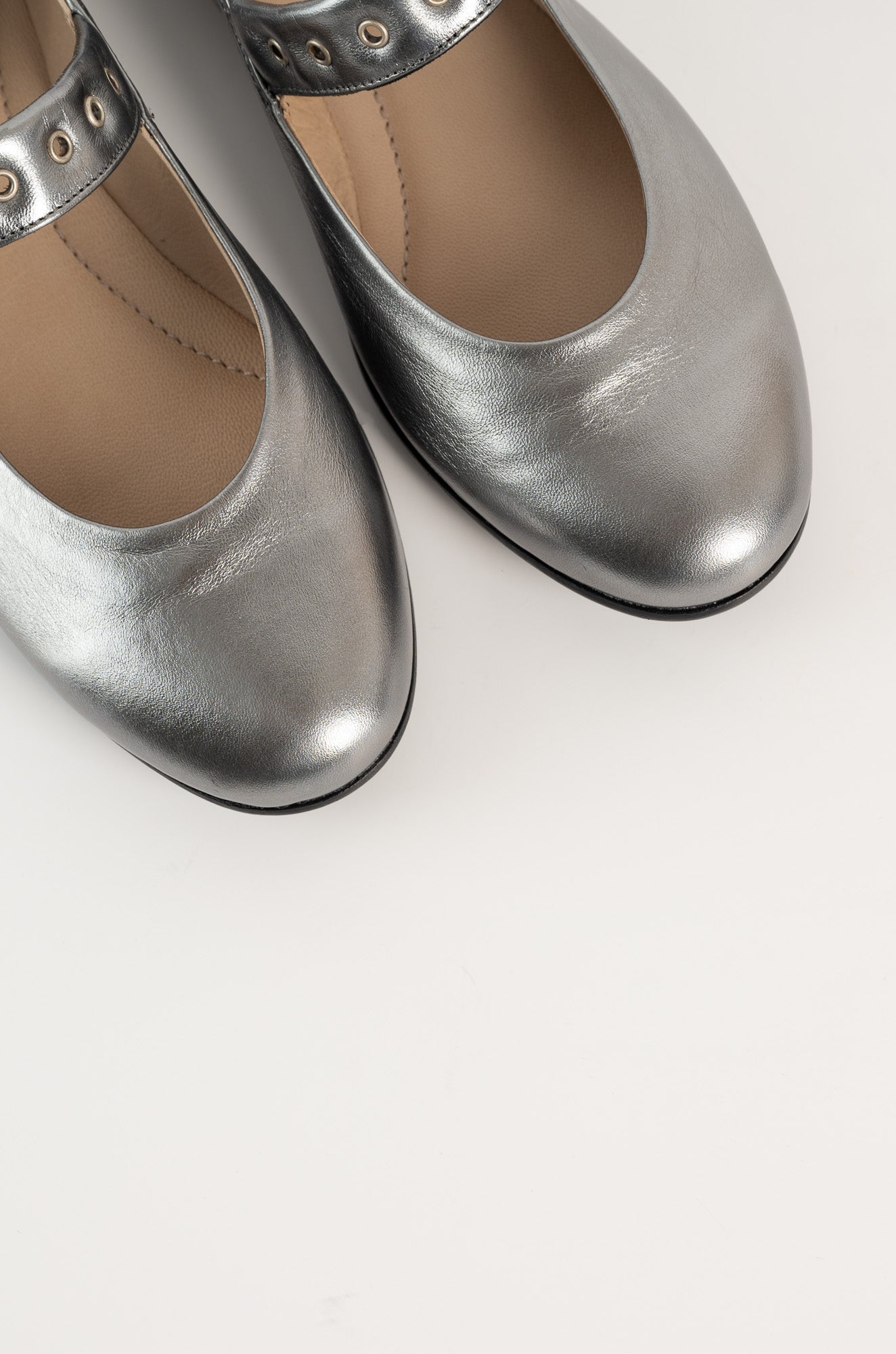 Mary Jane Flat Erin 852 | Silver Leather