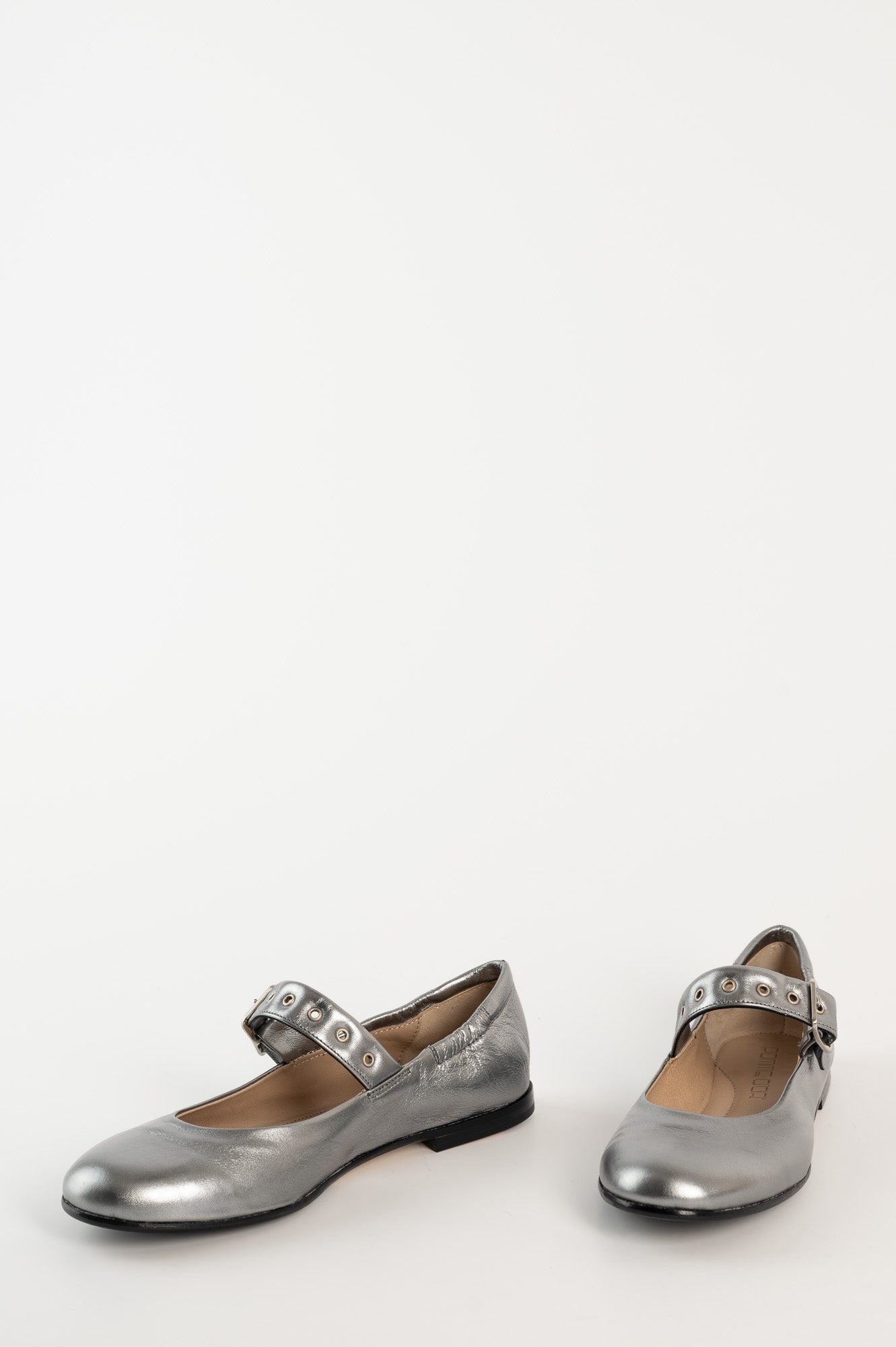 Mary Jane Flat Erin 852 | Silver Leather