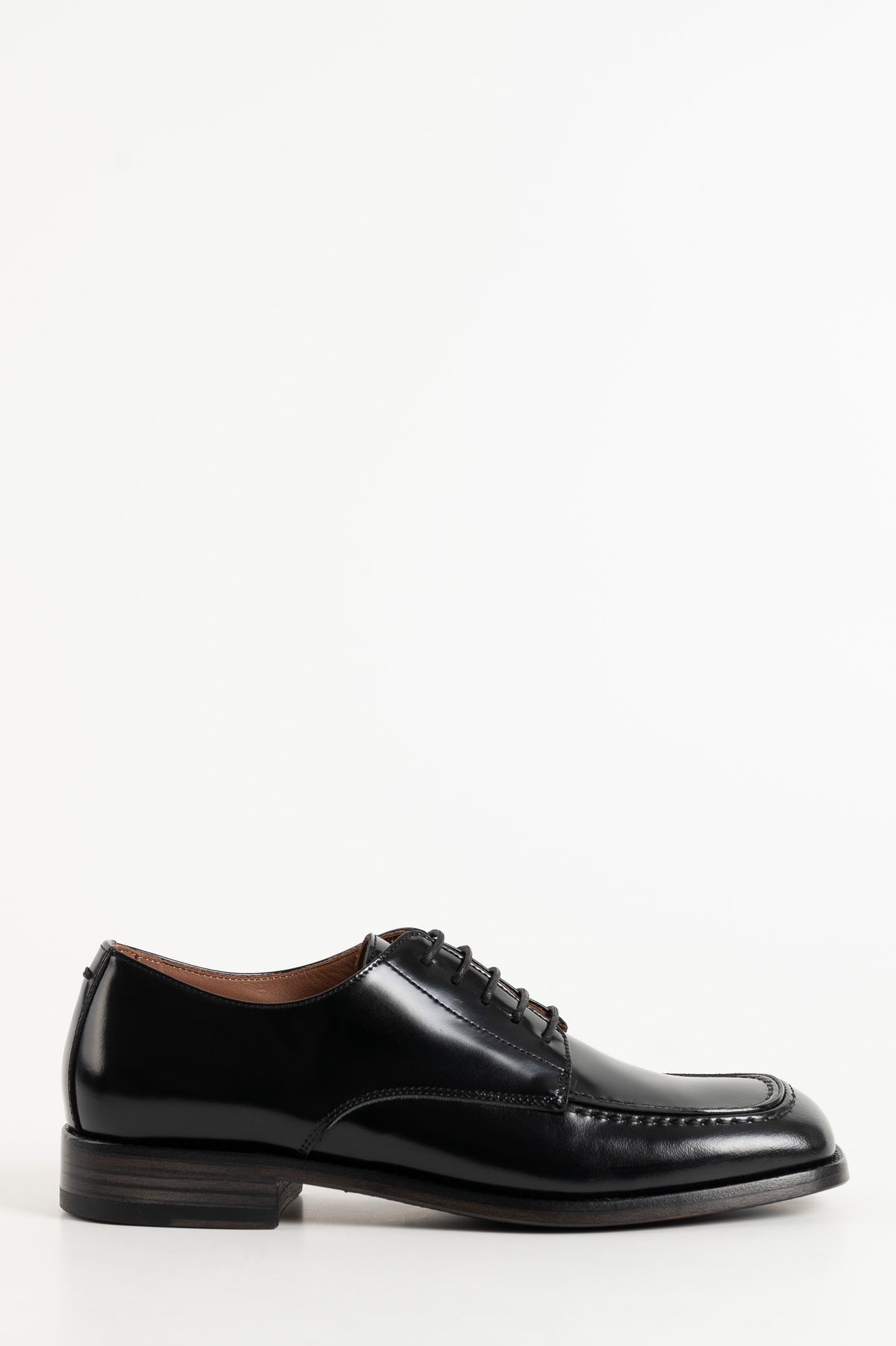 Glossy Derby Shoe Black Abrasivato Leather