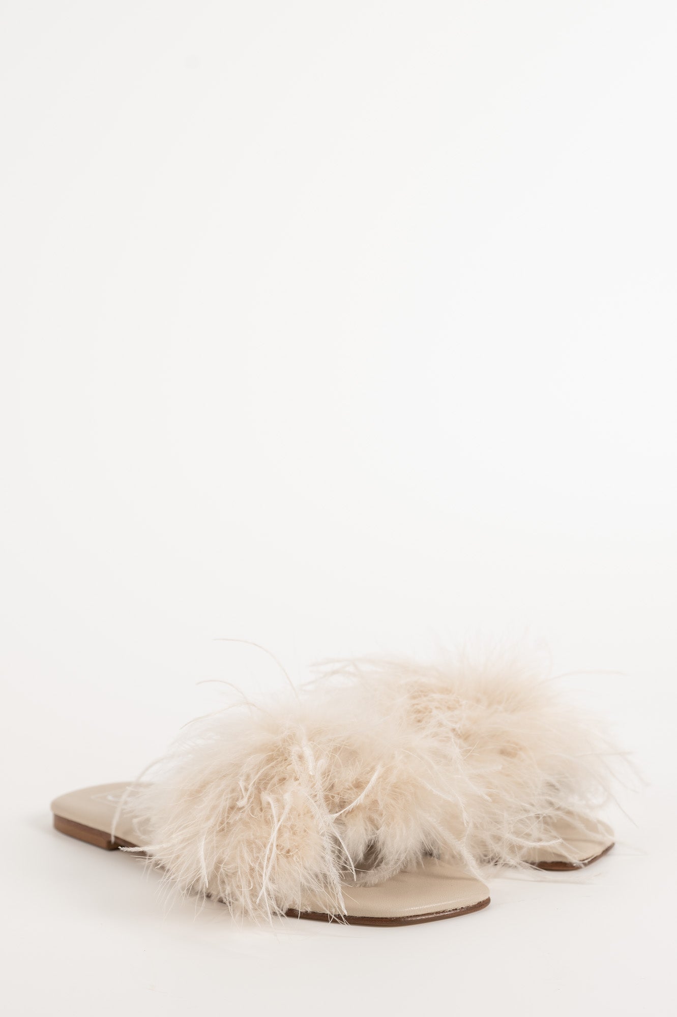 Feather Sandal Louise | Pearl White Nappa Leather & Ostrich Feathers