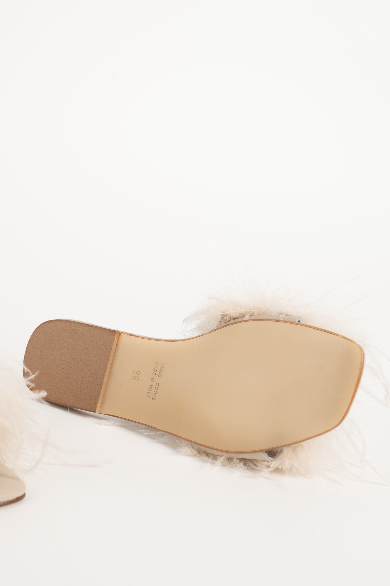Feather Sandal Louise | Pearl White Nappa Leather & Ostrich Feathers