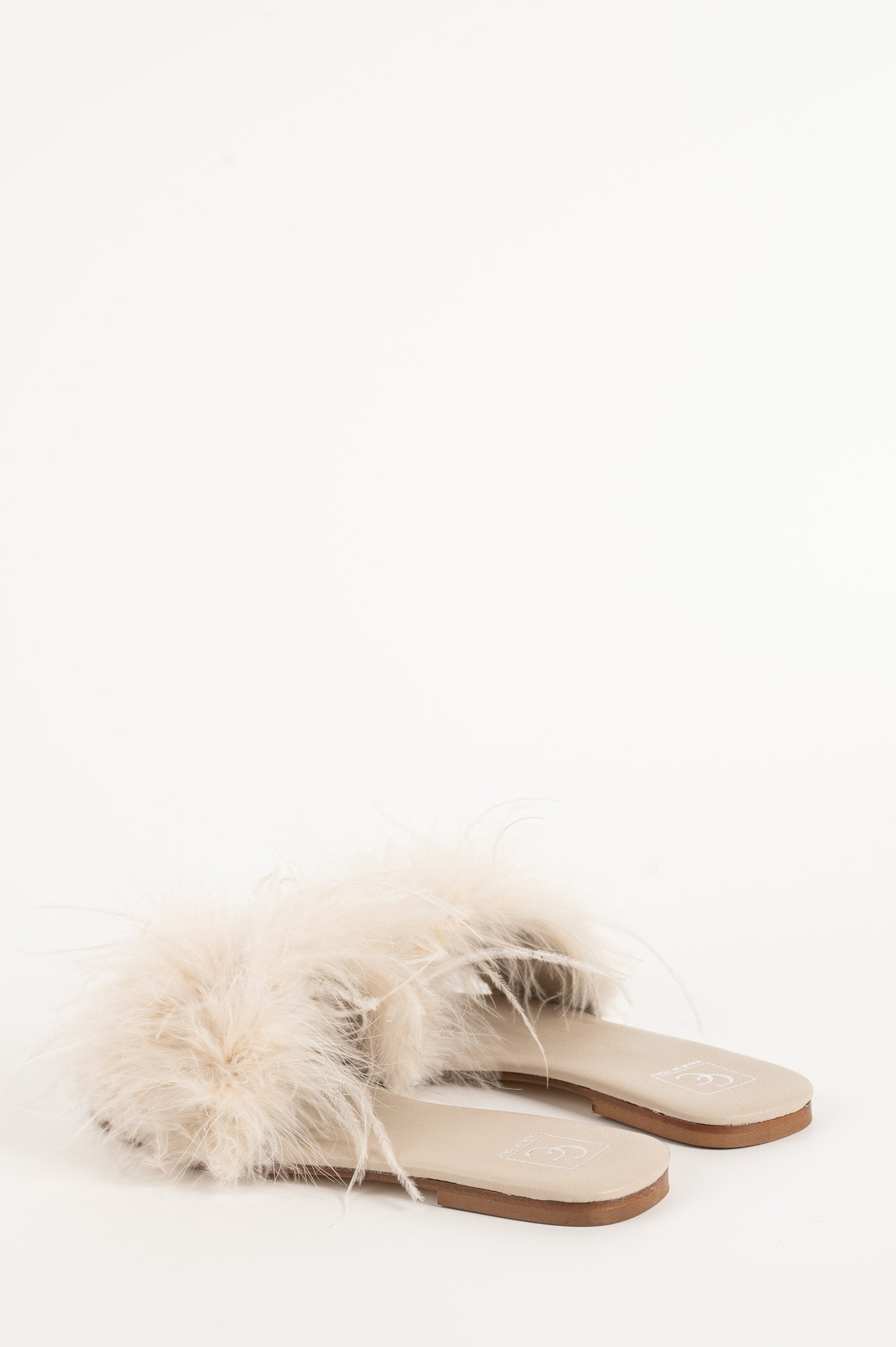 Feather Sandal Louise | Pearl White Nappa Leather & Ostrich Feathers