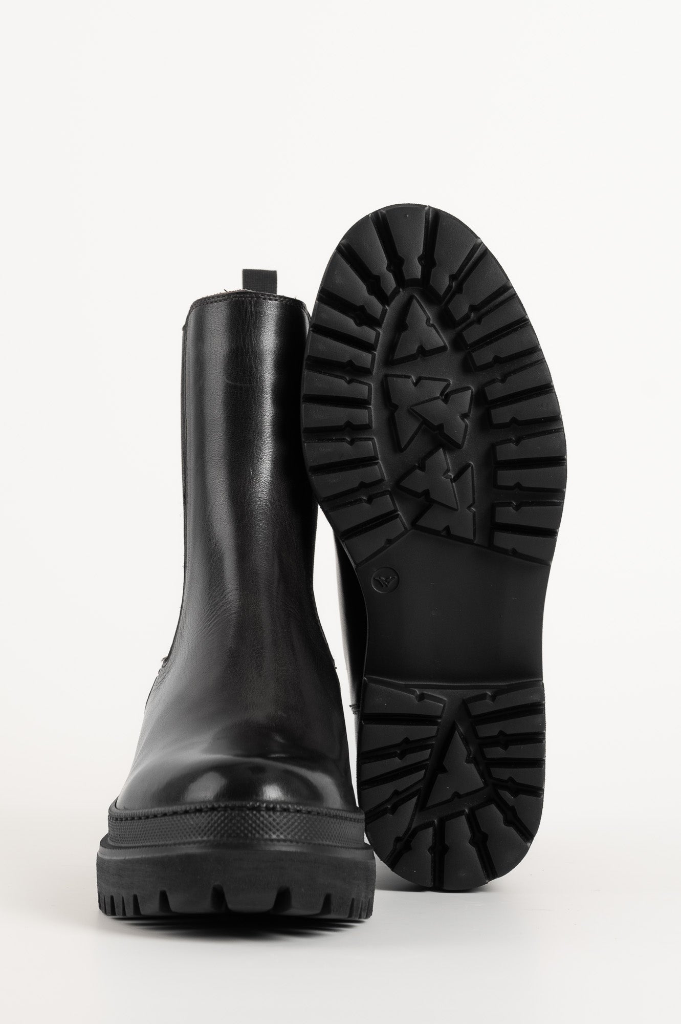 Shearling Boot Umbra | Black Buffalo Leather