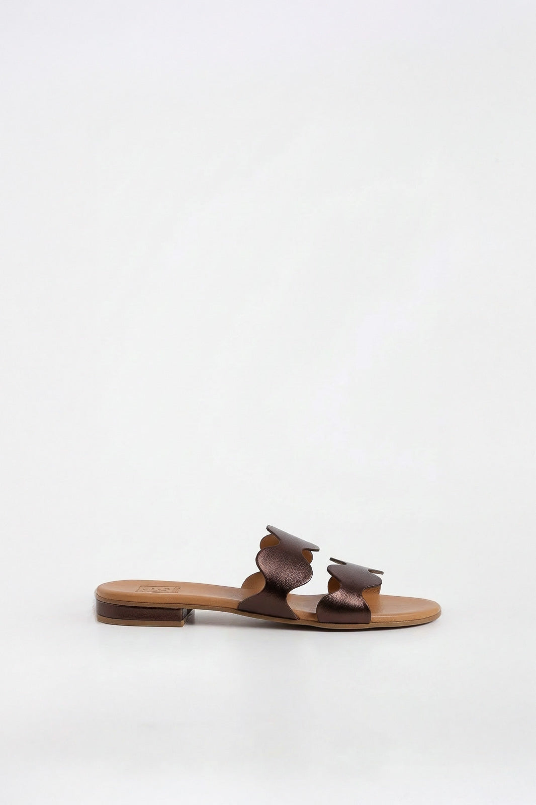Flat Sandal Wave | Bronze Metallic Leather