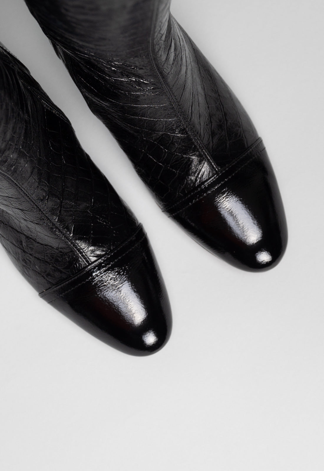 High Boot Nishawa | Black Croc-Embossed Leather