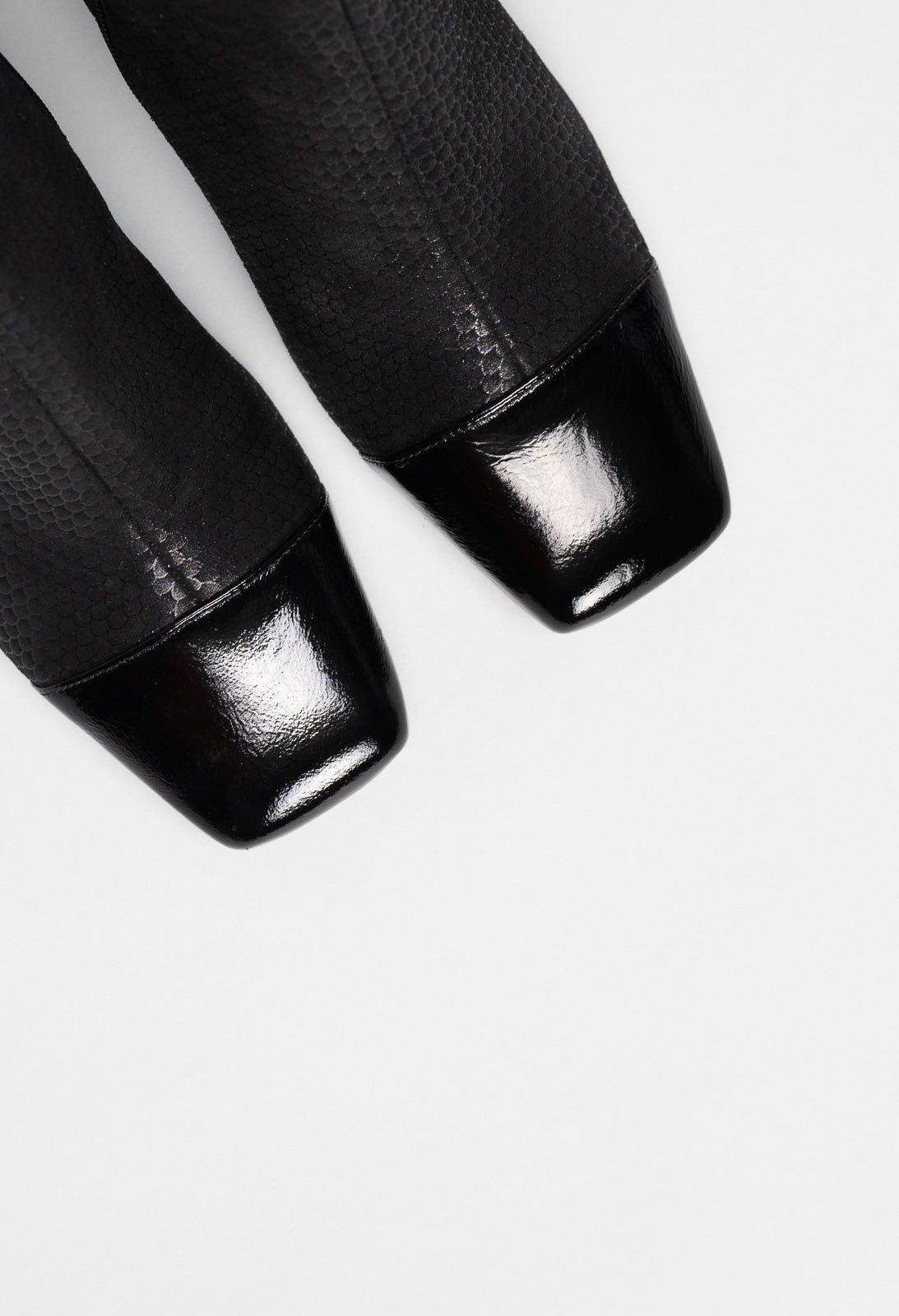 Ankle Boot Volkiria | Black Patterned Suede
