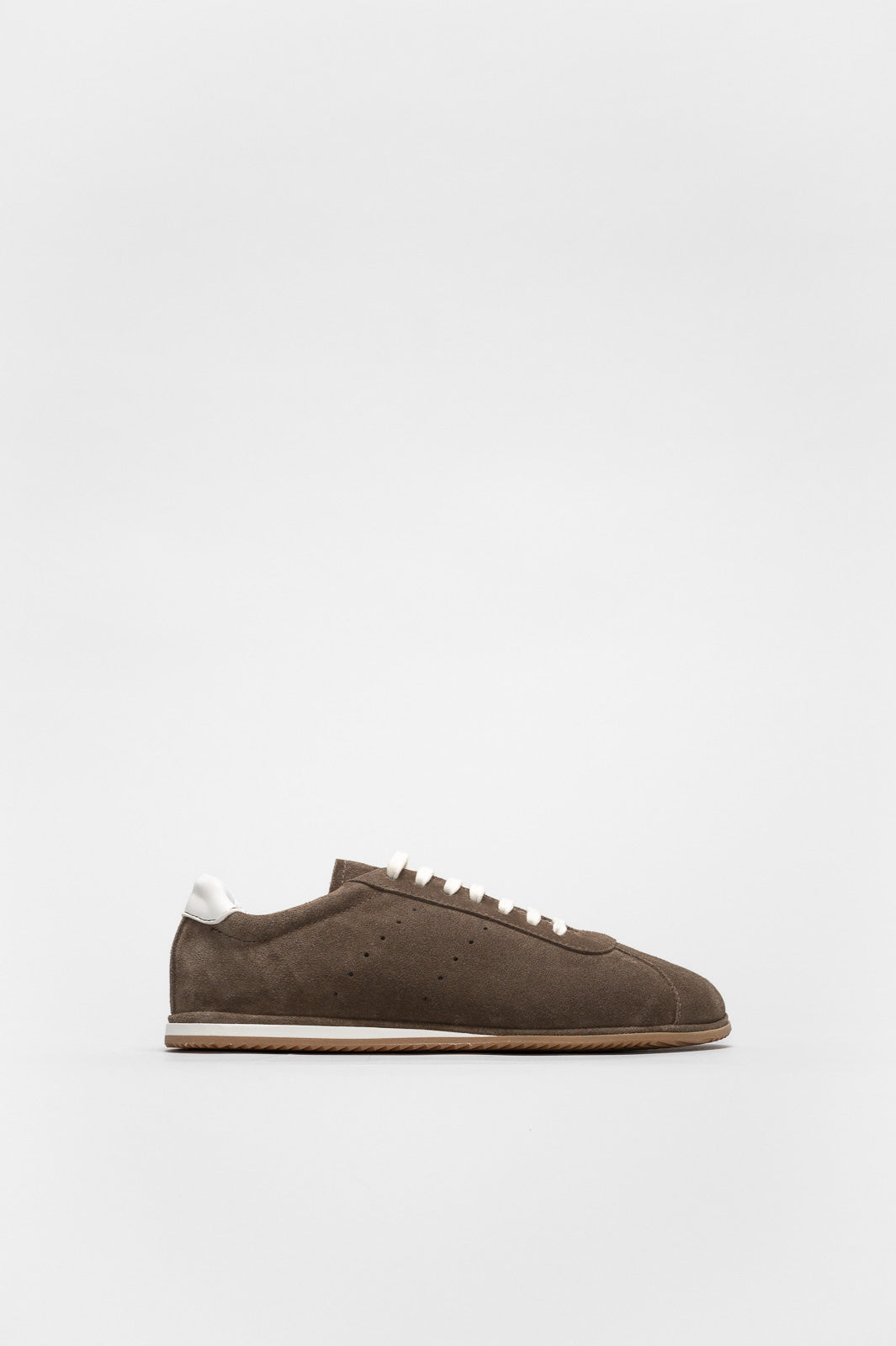 Minimal Sneaker Consuelo | Mud Brown Soft Suede