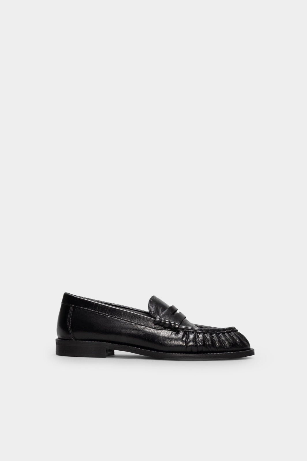 Ruched Loafer Gigi | Black Nappa Leather