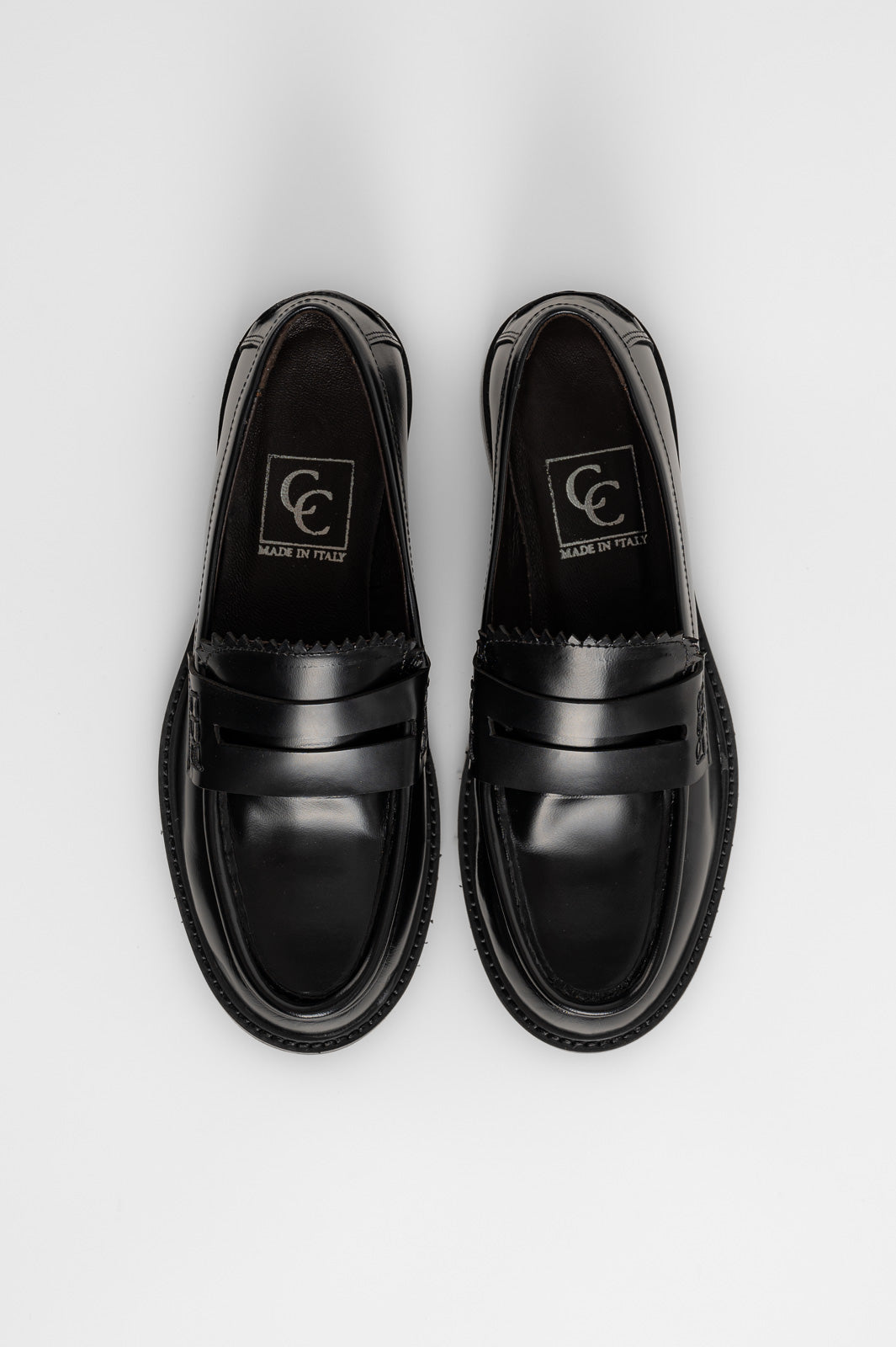 Penny Loafer Zina | Black Abrasivato Leather