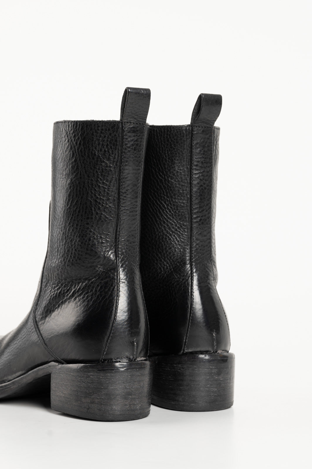 Heeled Boot Arizona | Grained Black Calf Leather