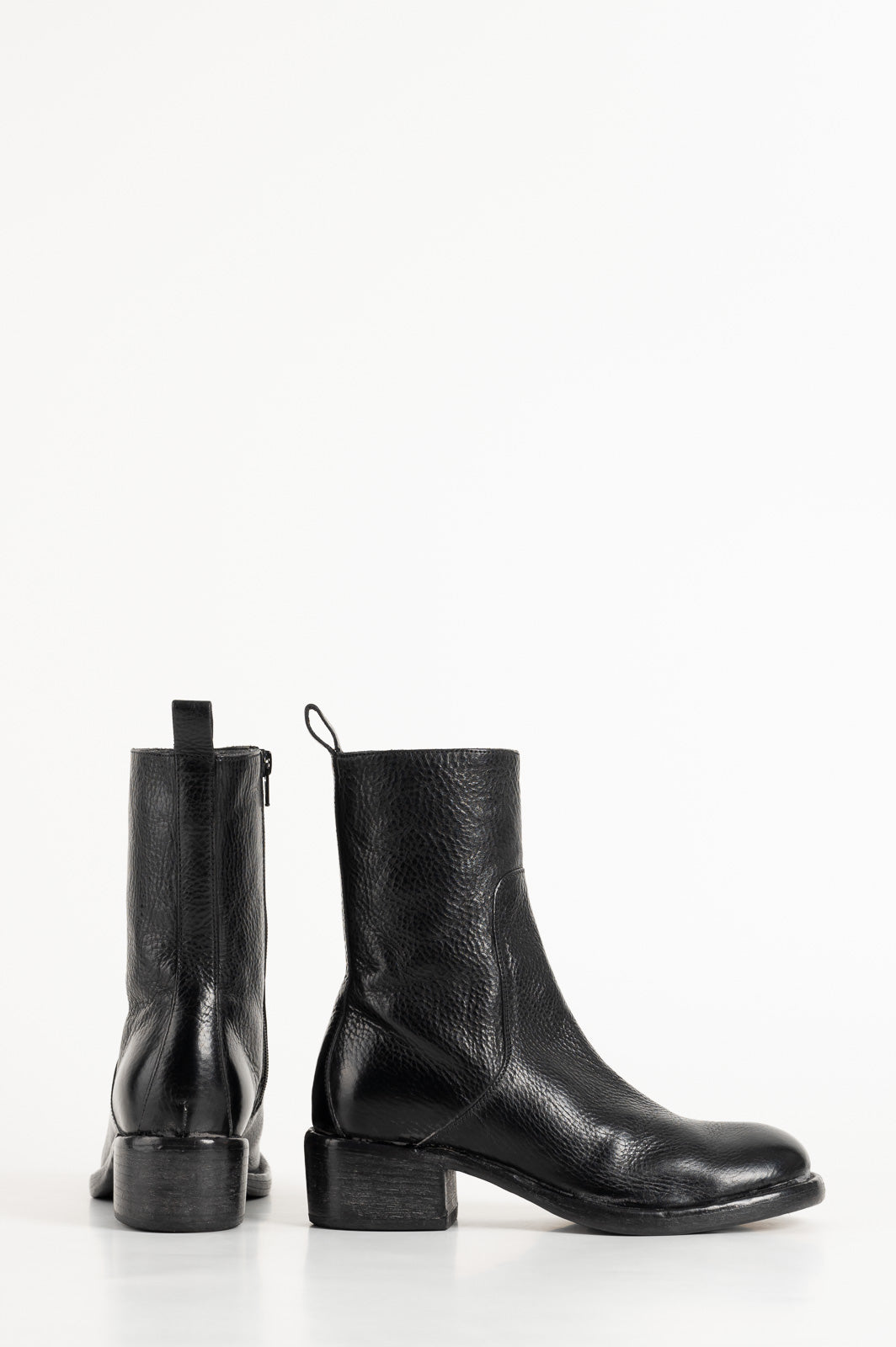 Heeled Boot Arizona | Grained Black Calf Leather