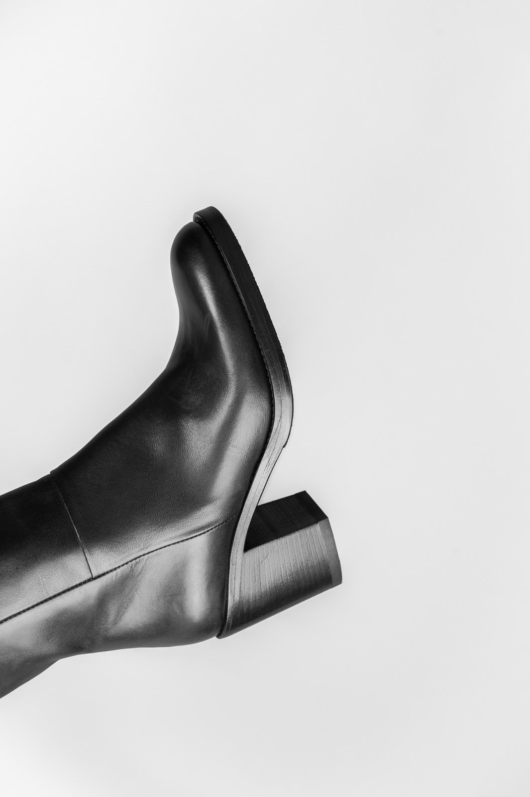 Heeled Boot Shelby | Noble Black Calf Leather