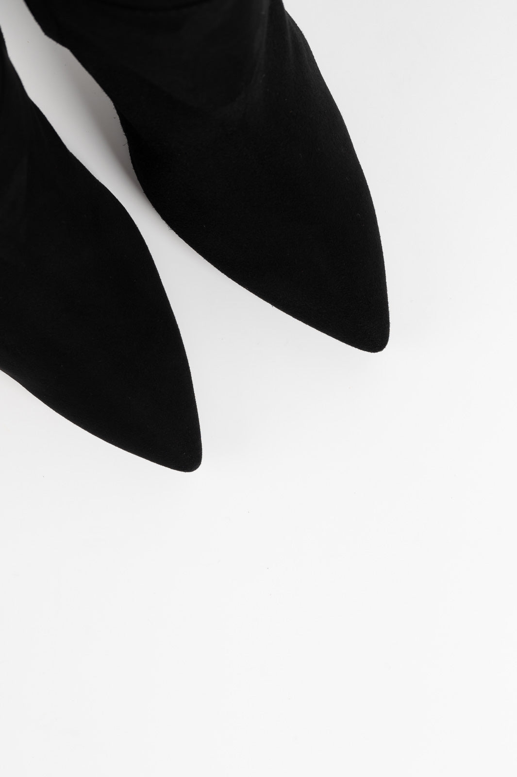 Over-Knee Boot Aveline 8cm | Midnight Black Suede