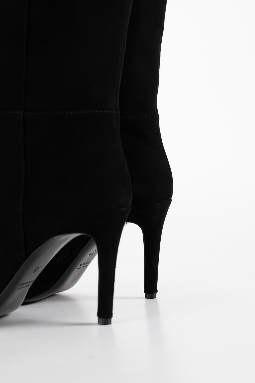 Over-Knee Boot Aveline 8cm | Midnight Black Suede