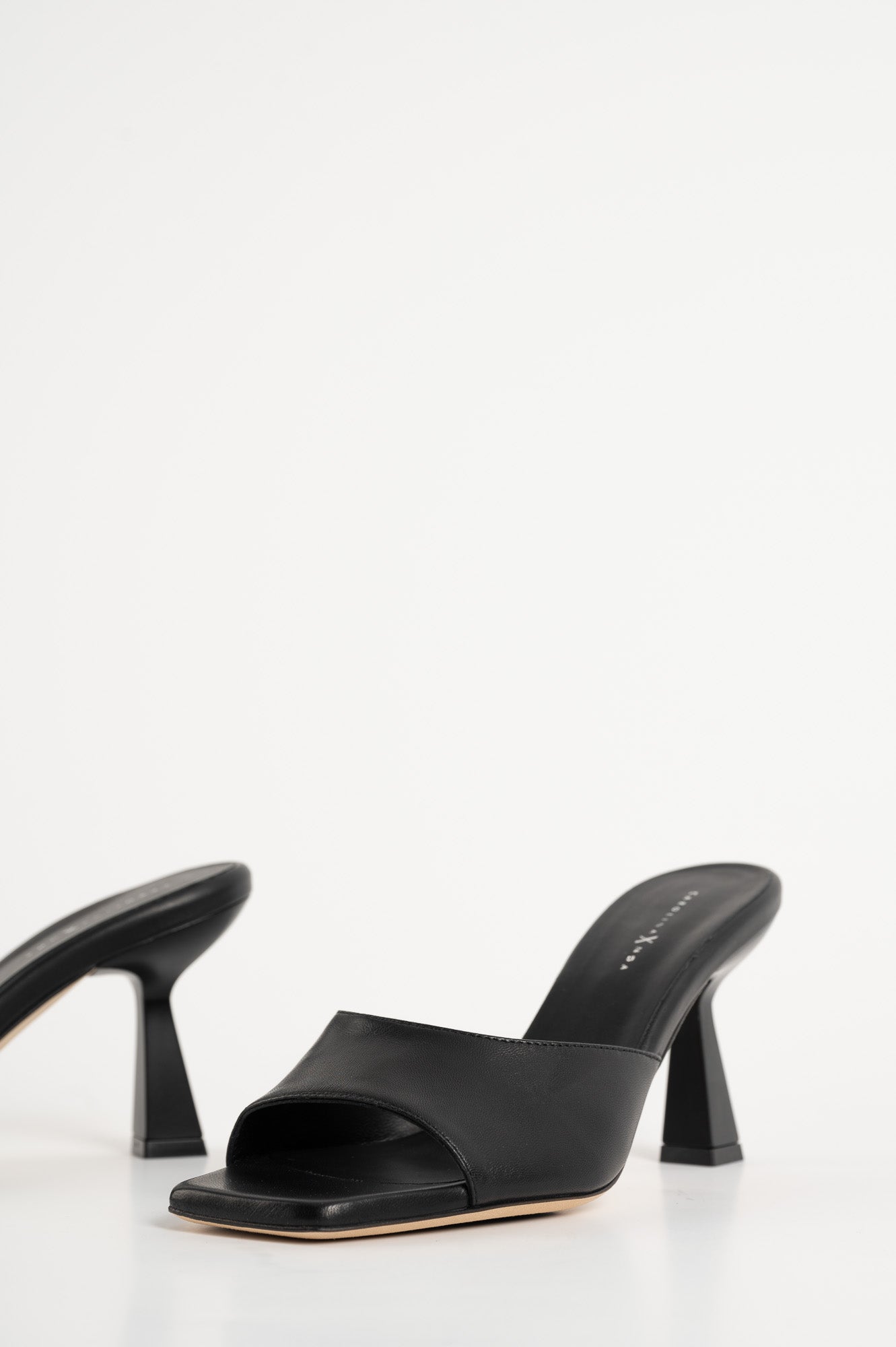 Heeled Mule Sandal Dahlia | Luxe Black Calf Leather