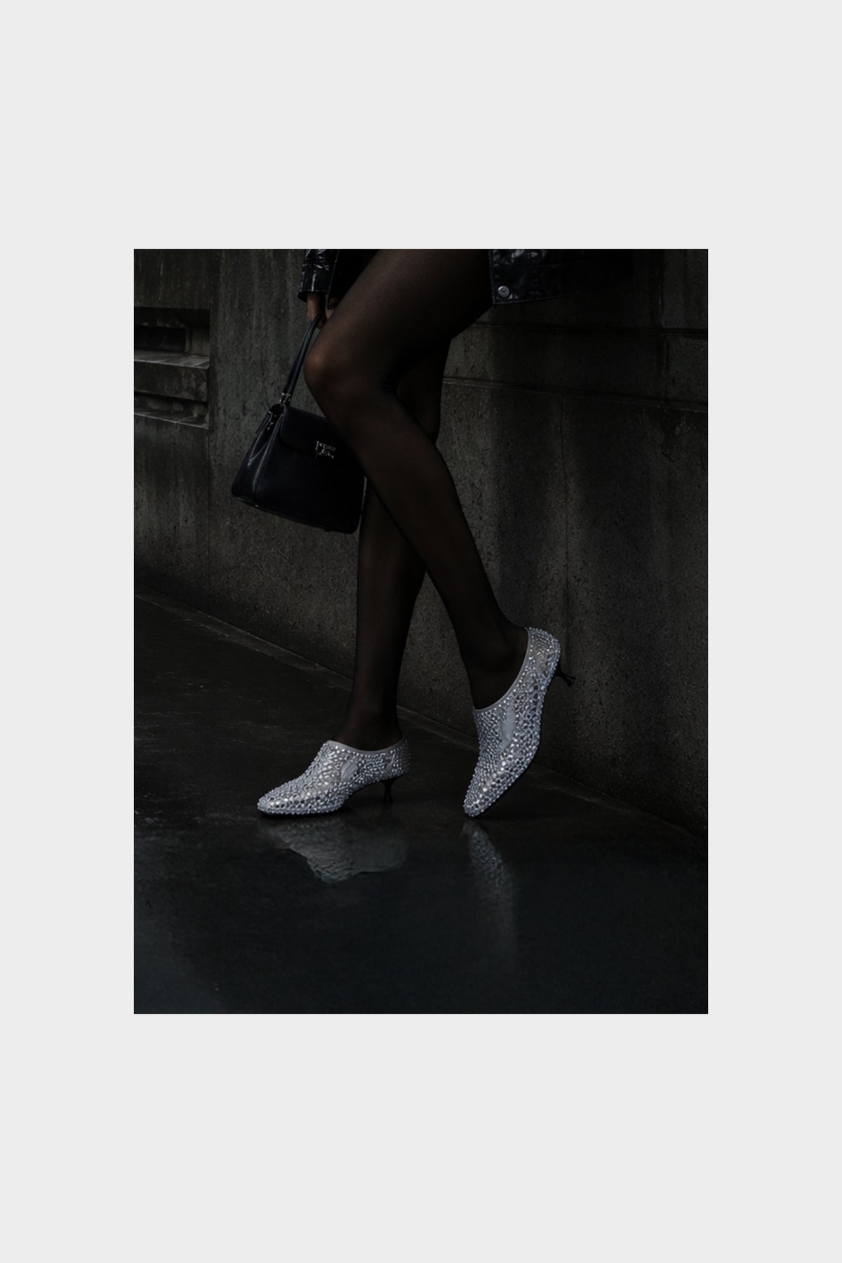 Squared Pump Jewels | Pearl White Crystal-Embellished Mesh