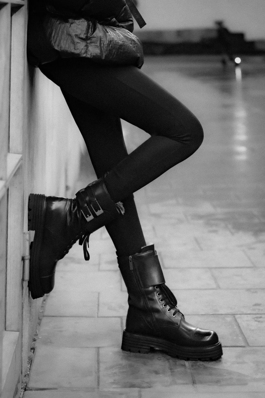 Shearling Boot Gilda | Black Buffalo Leather