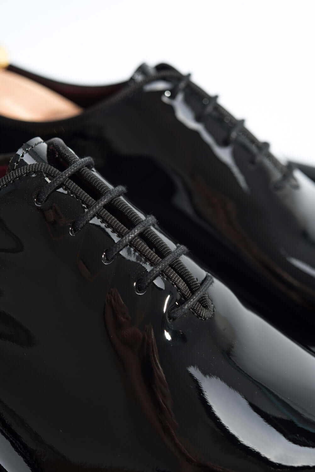 Men's Wholecut Oxford | Black Patent Calf Leather