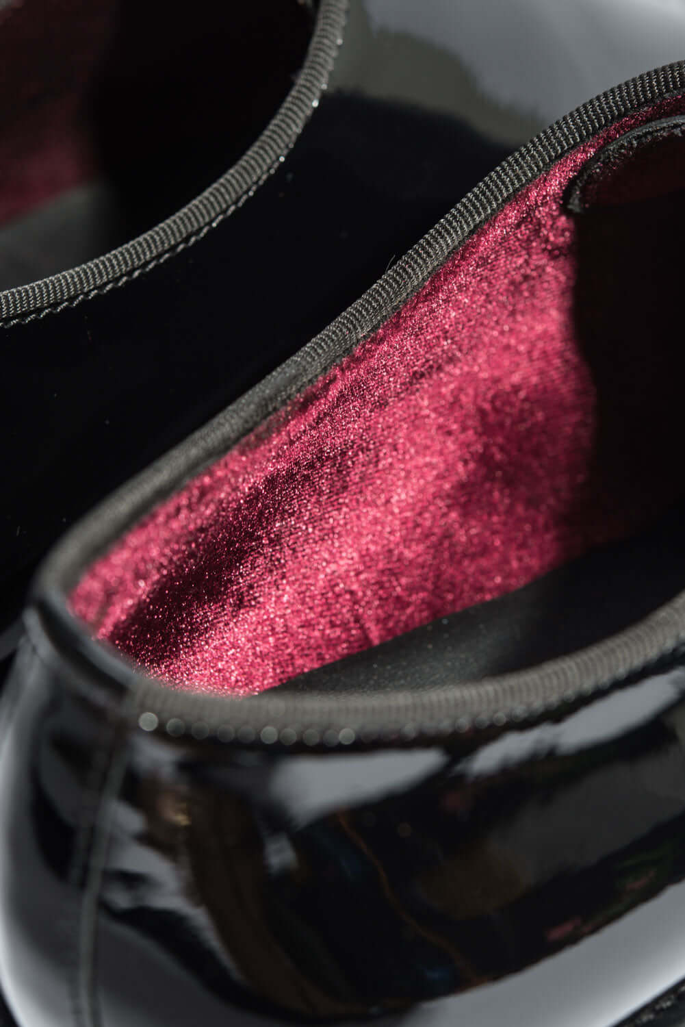 Men's Wholecut Oxford | Black Patent Calf Leather