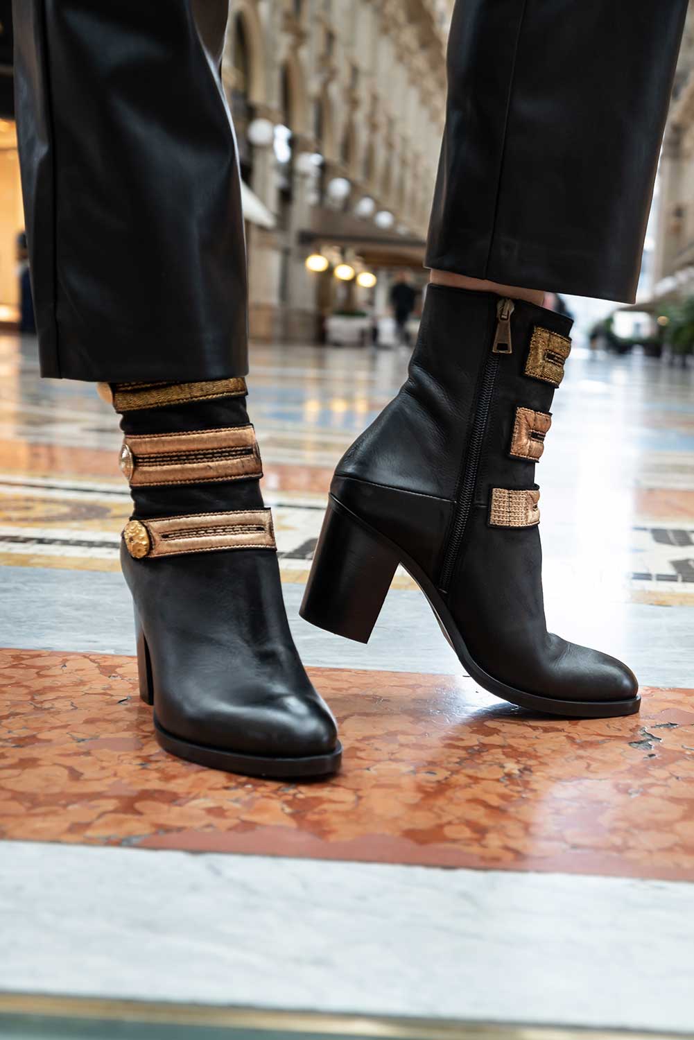 Ankle Boot Button | Black Calf Nubuck