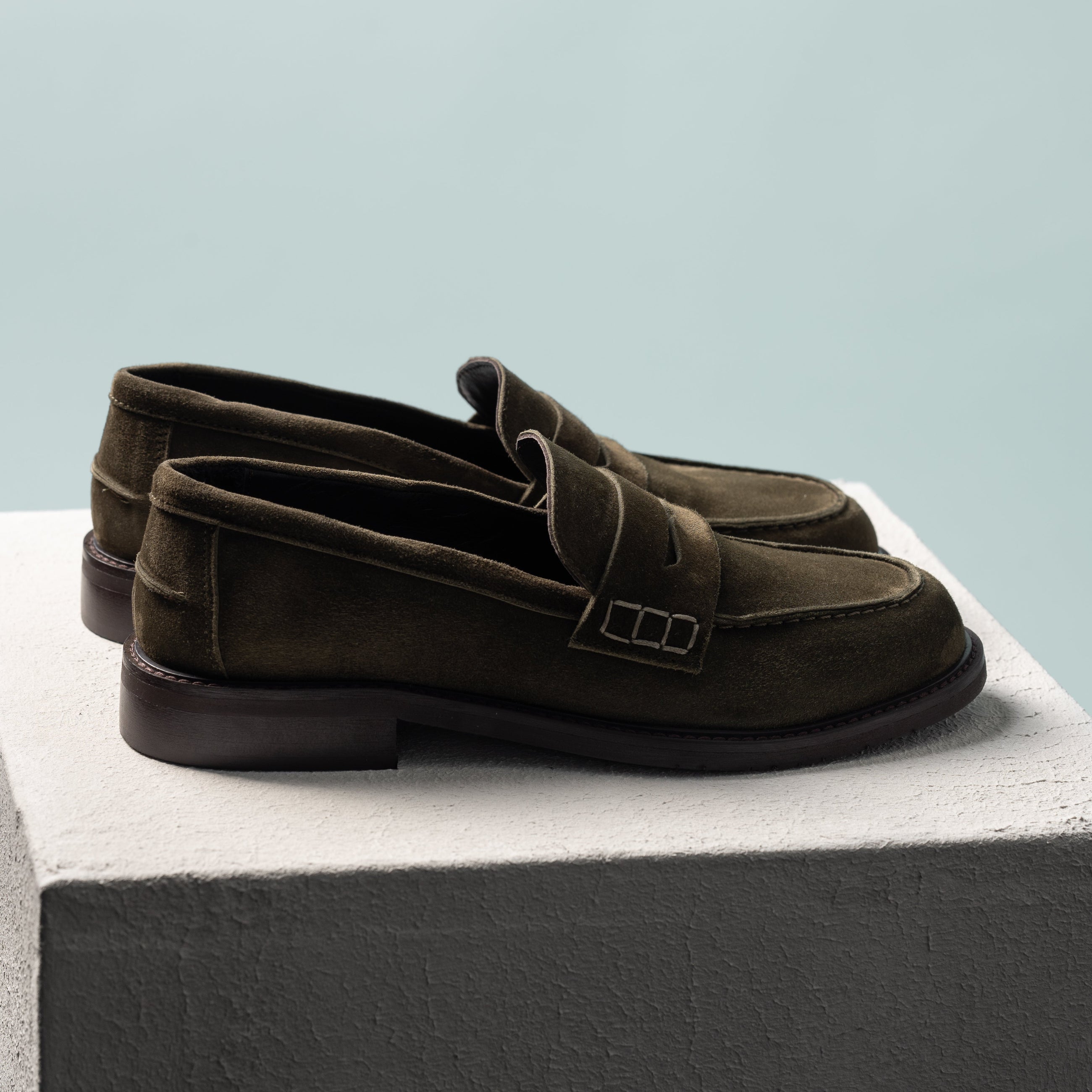 Flats & Loafers