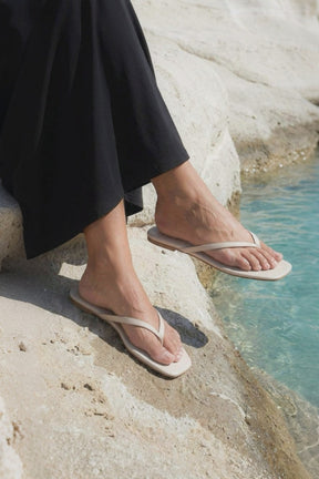 Thong Sandal Lila | Wheat Beige Calf Leather