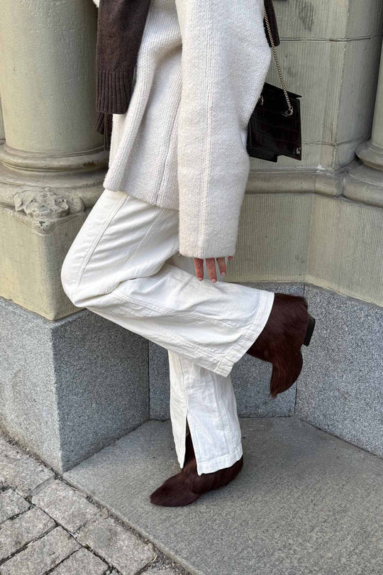 Western Boot Blues | Dark Brown Long Cavallino Fur