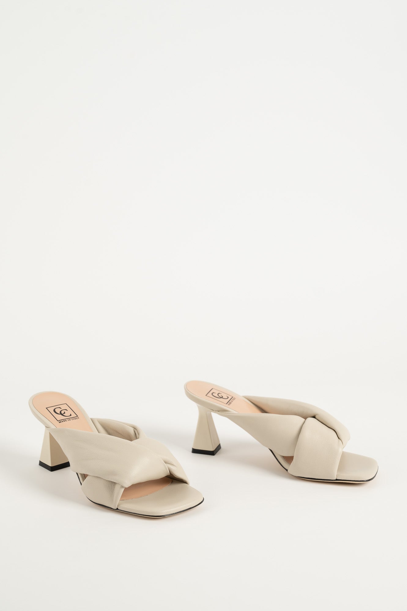 Sandal Naima 124 | Off-White Leather
