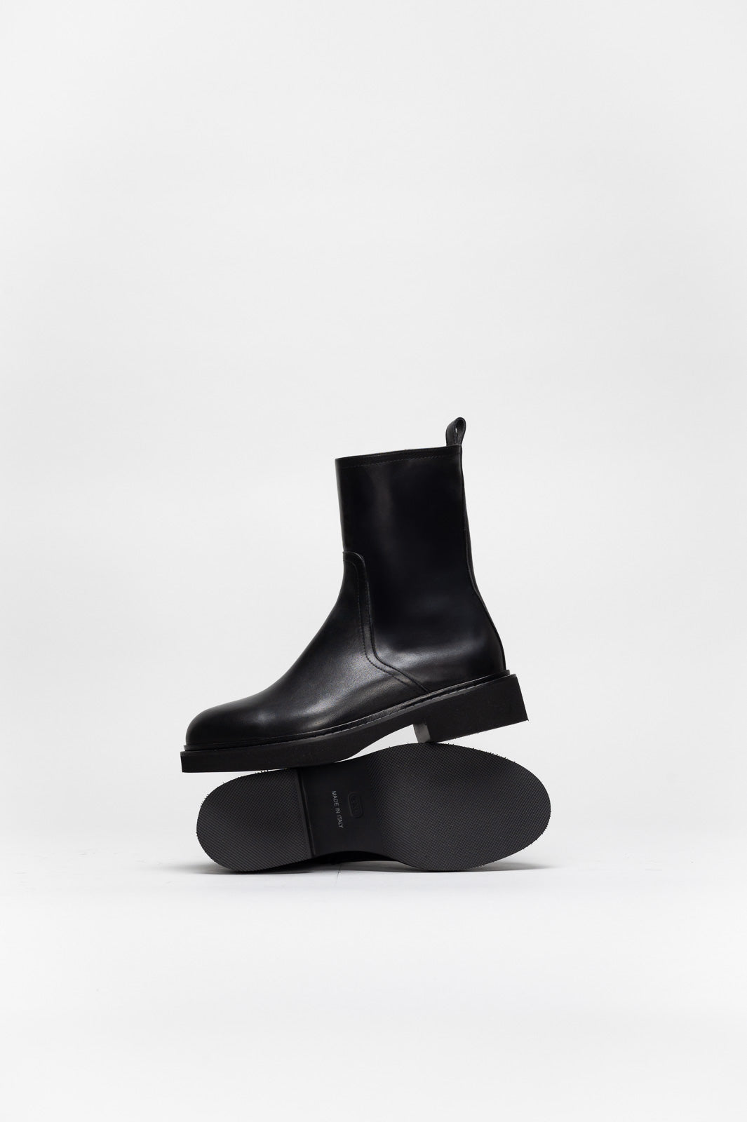 Shearling Boot Celina | Elegant Black Calf Leather