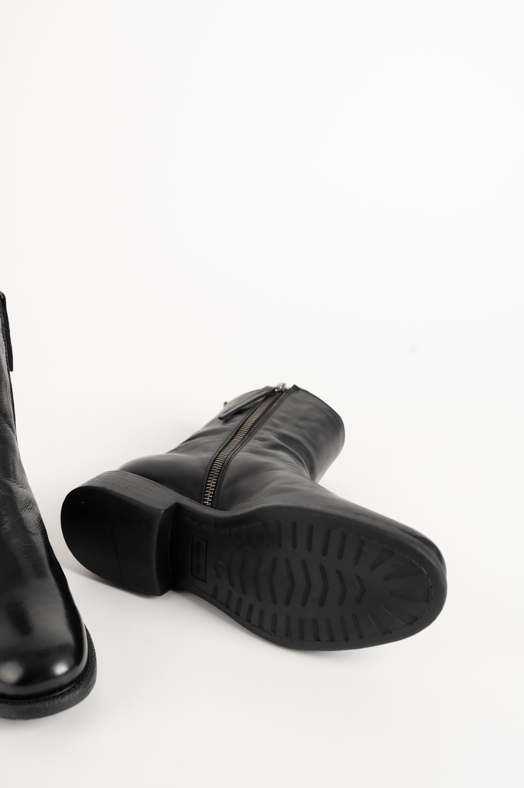 Zipper Boot Salice | Black Calf Leather