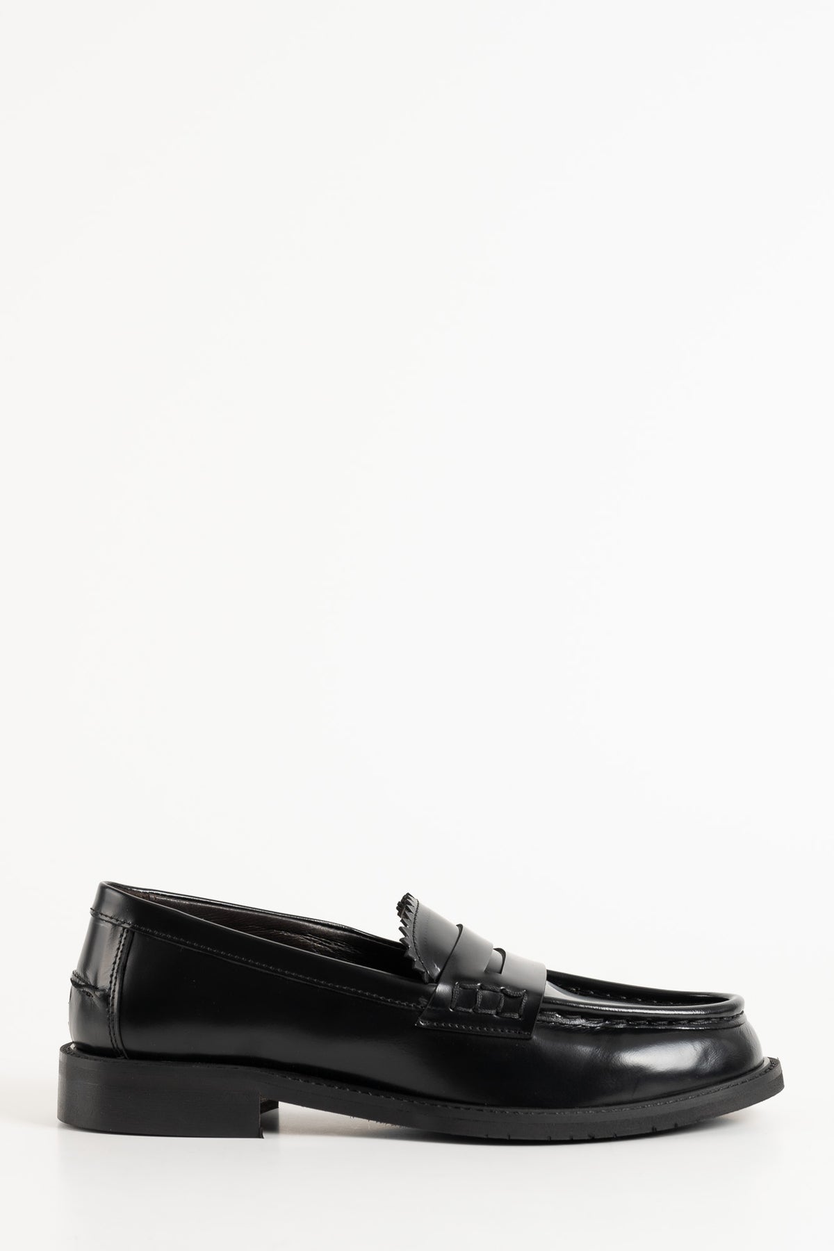 Penny Loafer Zina | Black Abrasivato Leather