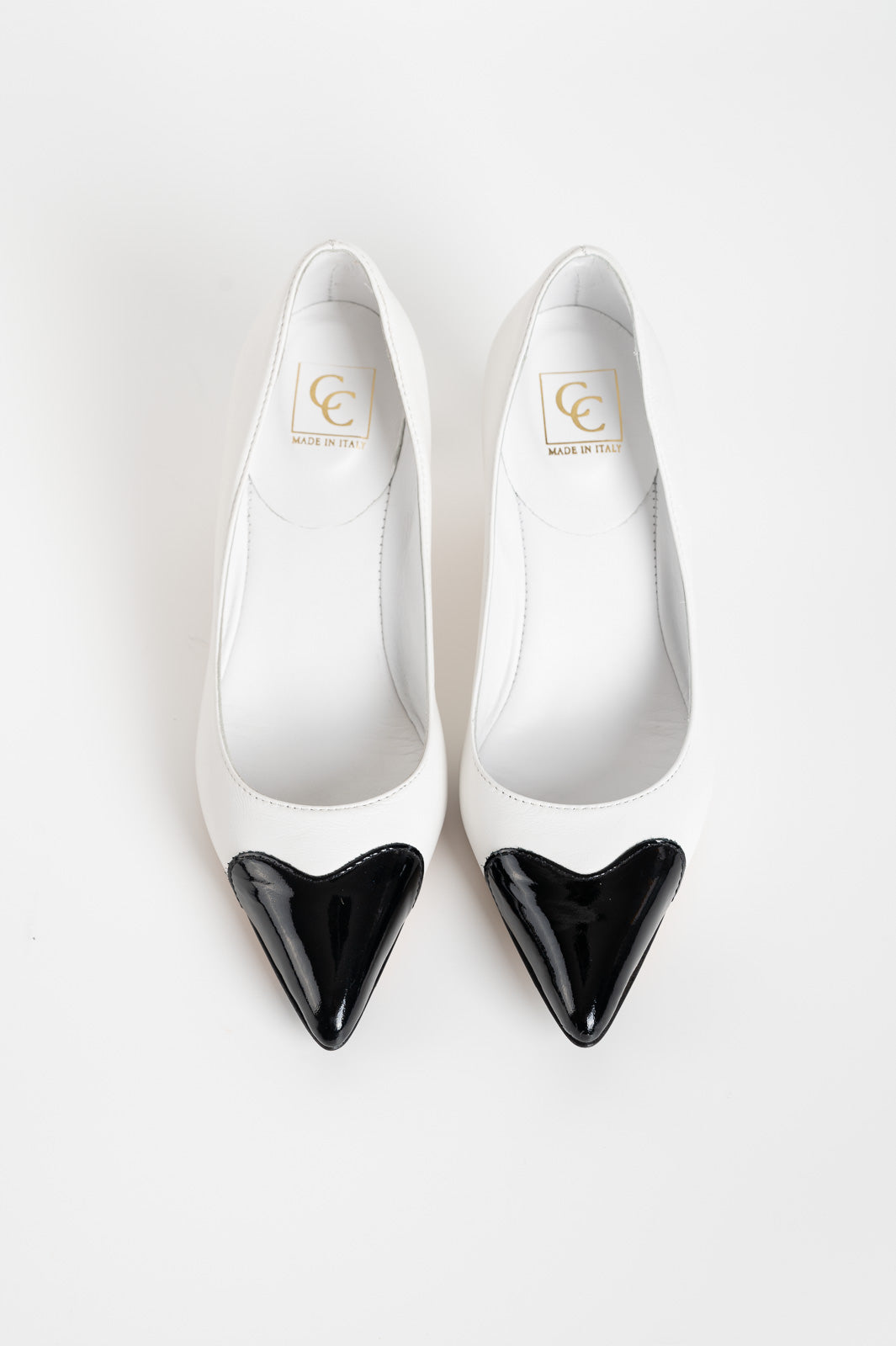 Pointy Pump Heart | Pearl White Nappa Leather & Black Patent